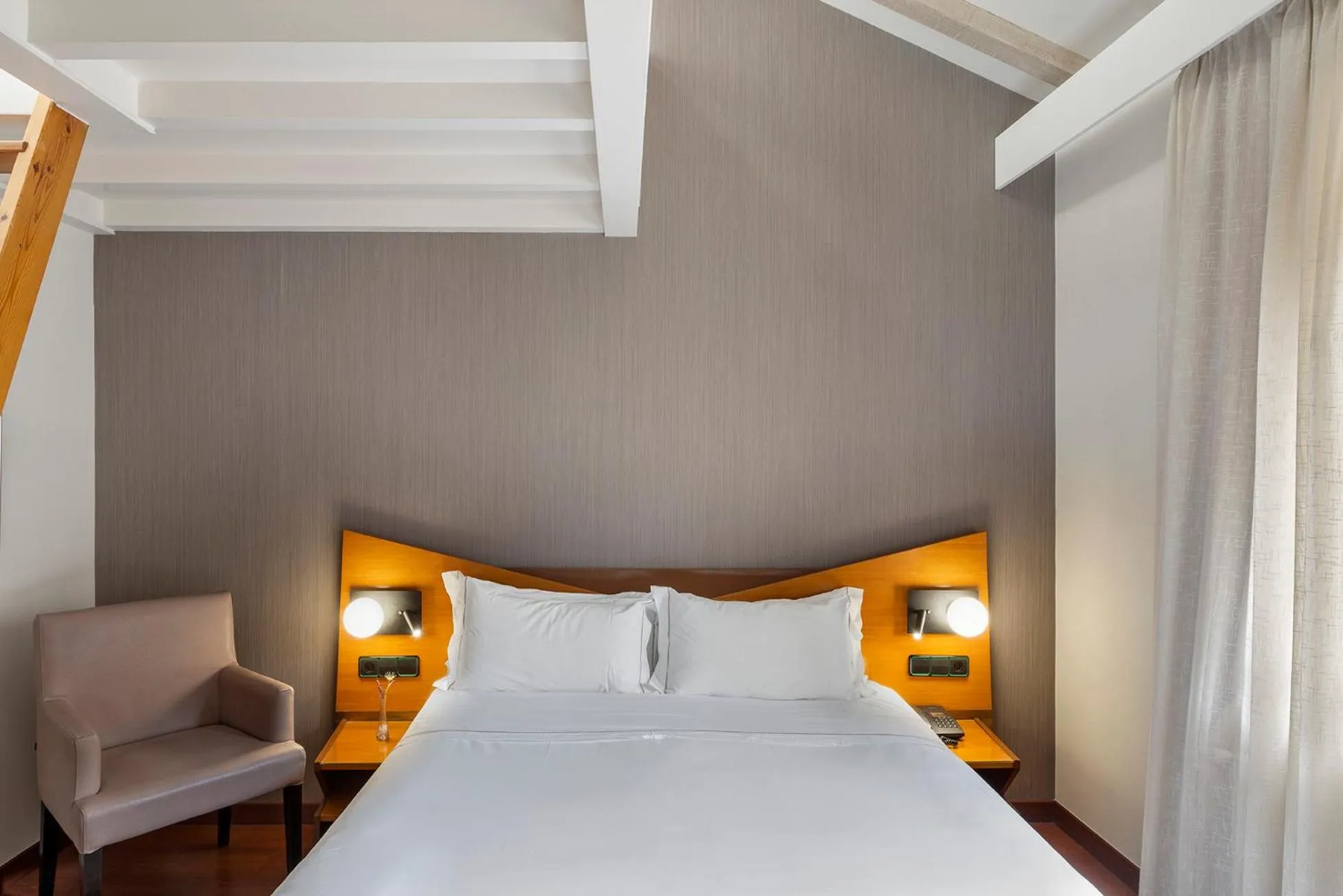 Bed in Hotel de l'Isard