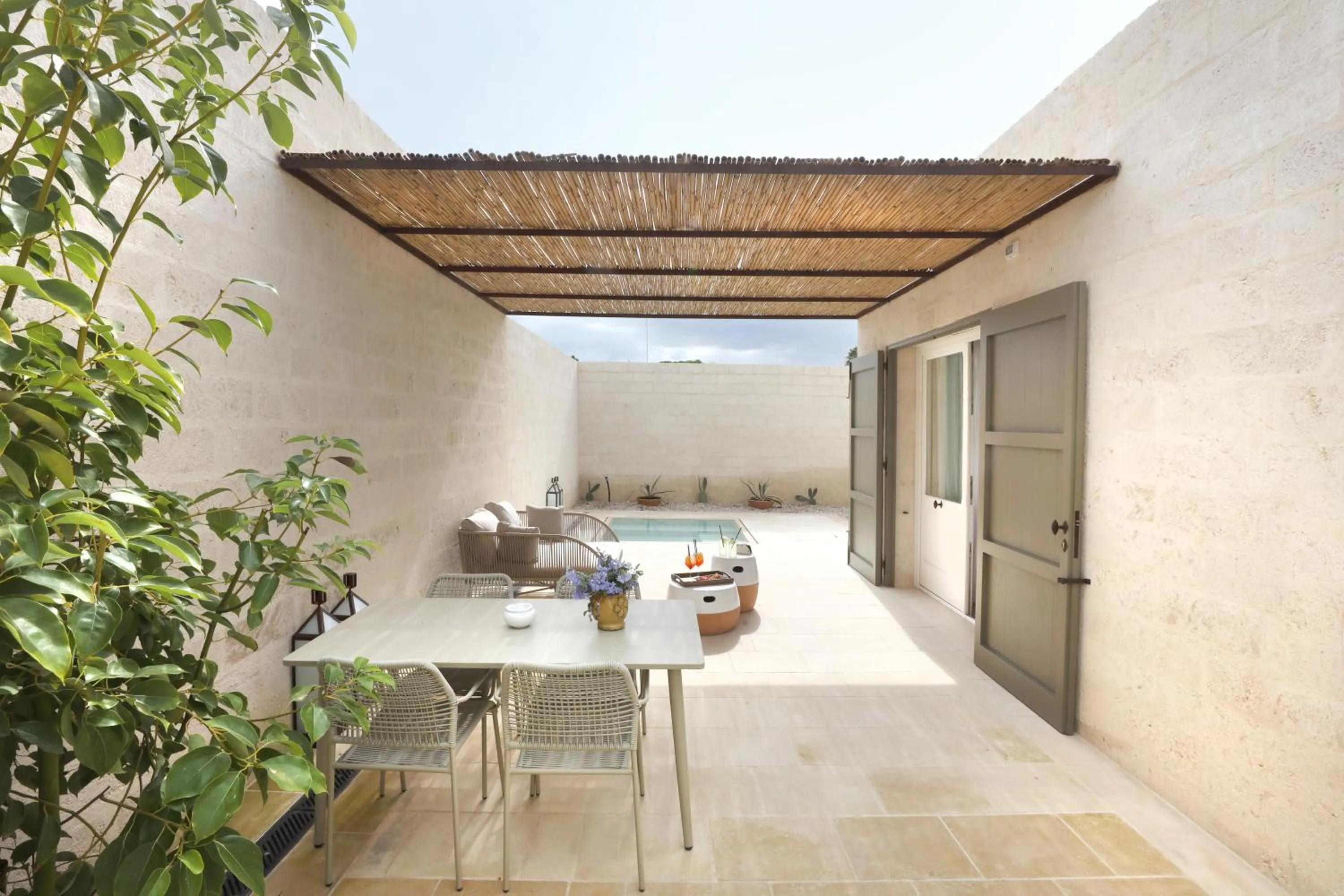 Patio in Masseria Borgo Sentinella