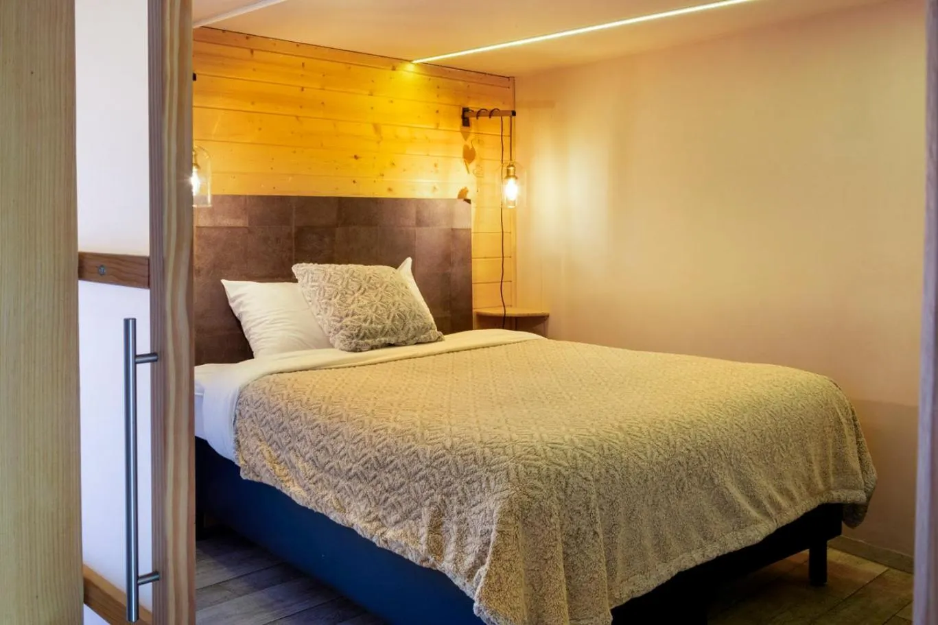 Bed in Domaine du Hirtz, Restaurant & Spa