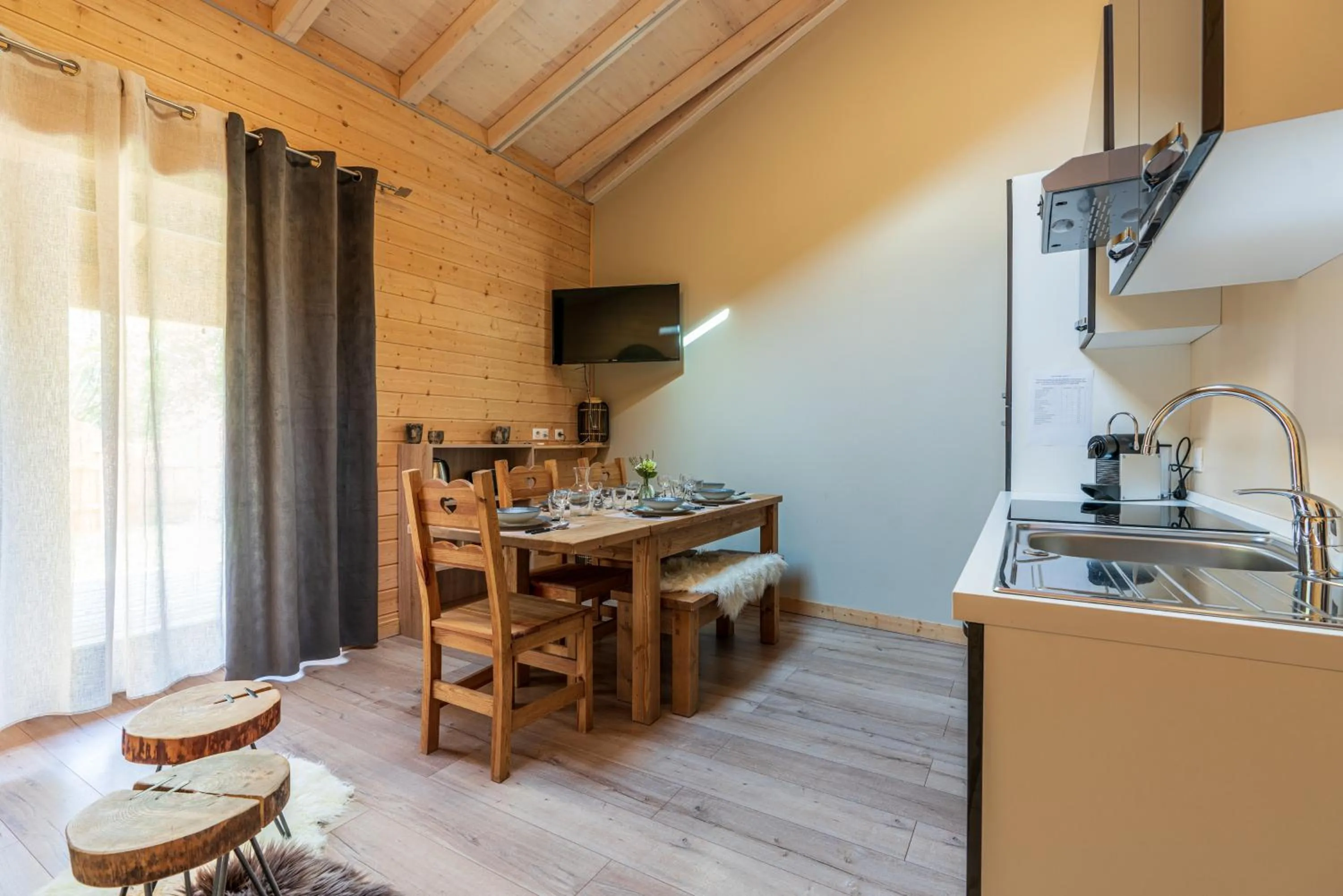 VIP Lodge  in Domaine du Hirtz, Restaurant & Spa
