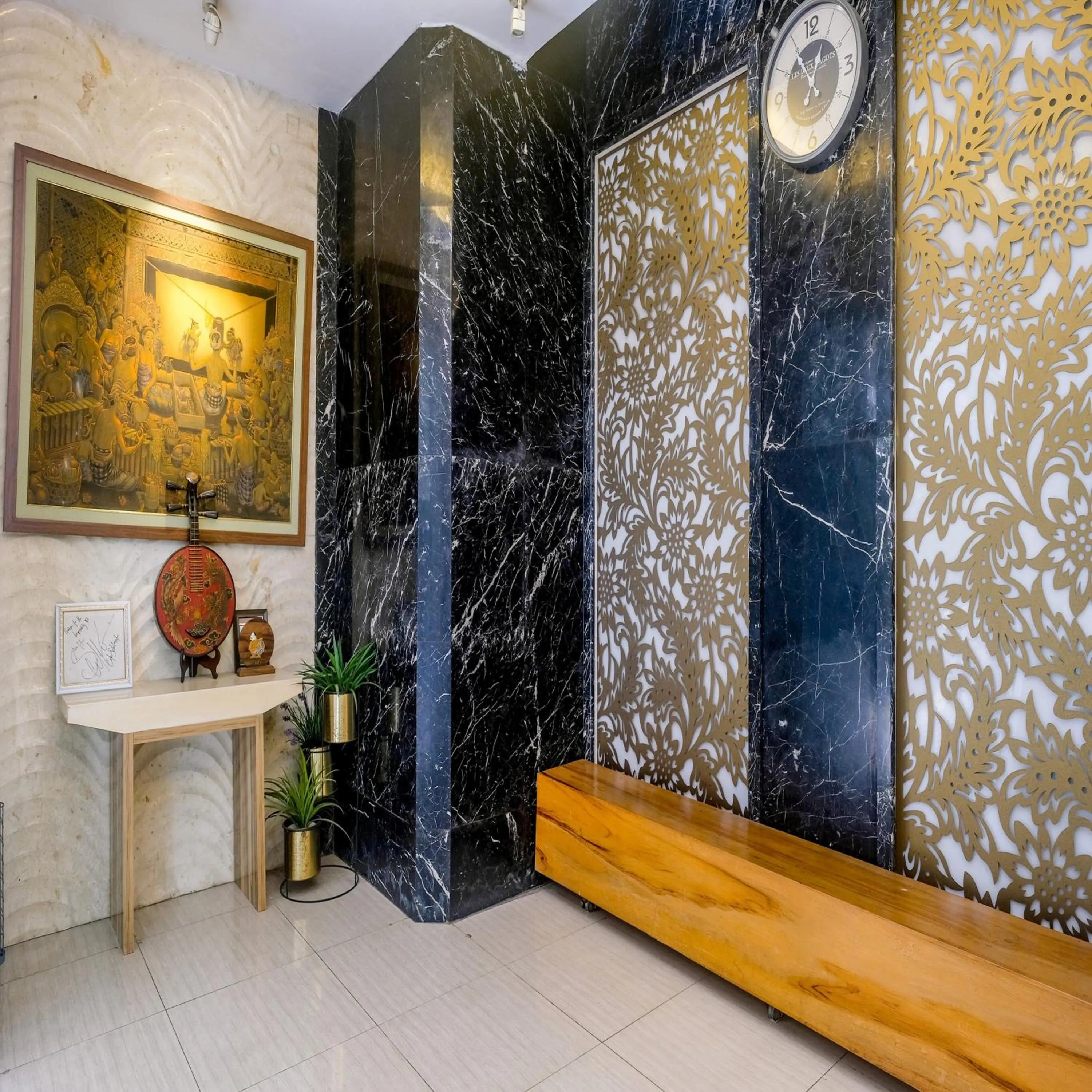 Property building in Sans Vibes Hotel Grand Omah Sastro Gejayan