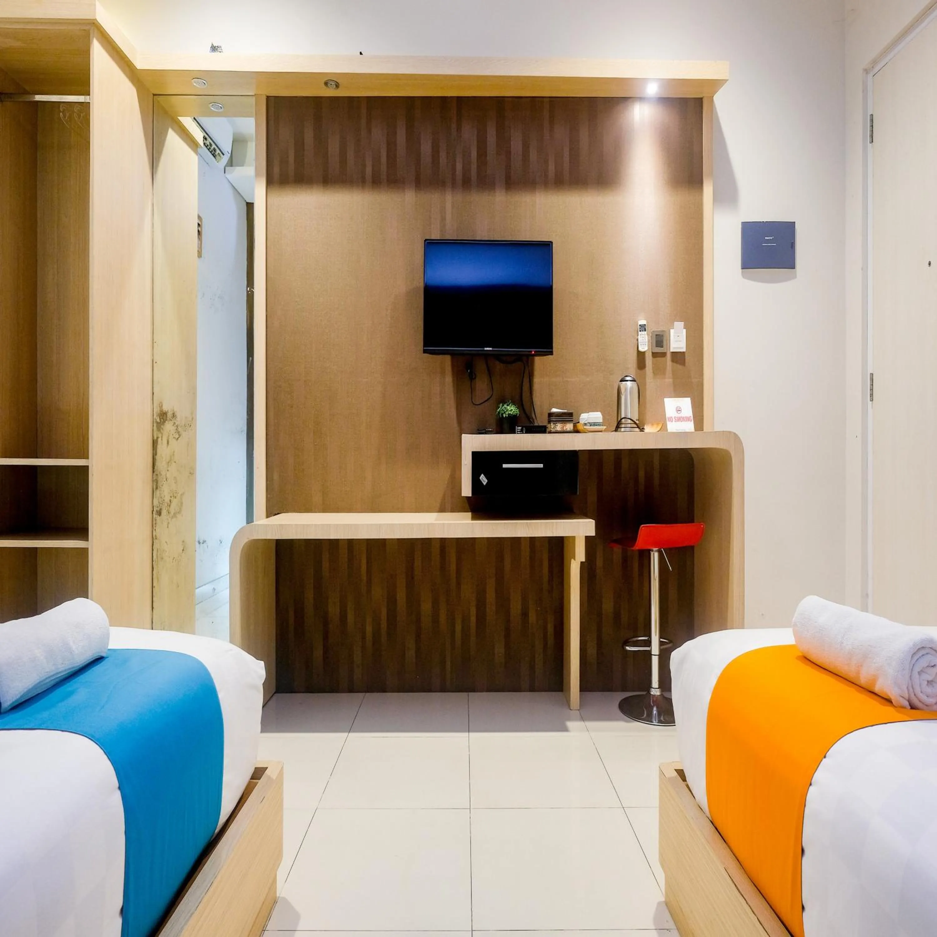 Bedroom, Bed in Sans Vibes Hotel Grand Omah Sastro Gejayan