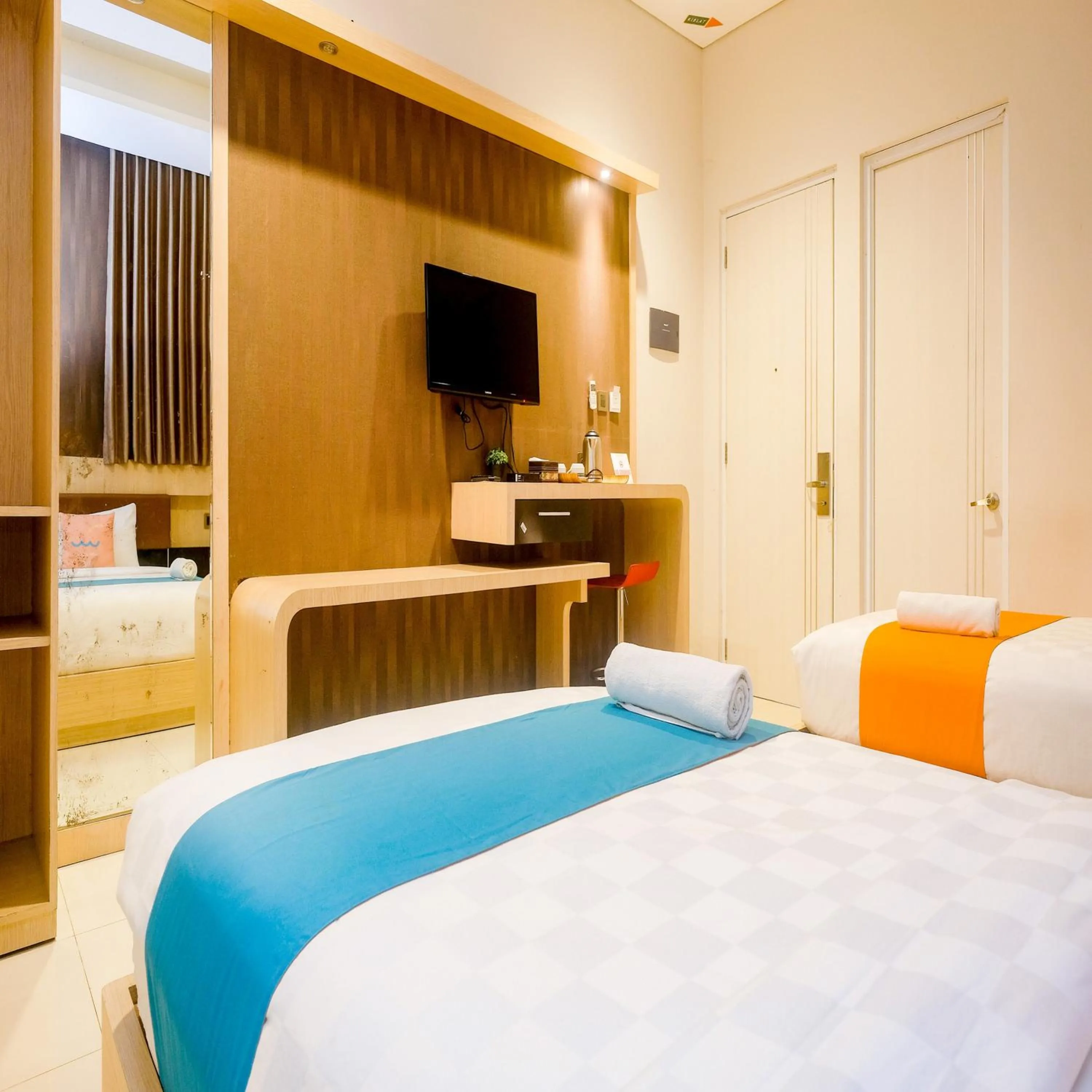 Bedroom, Bed in Sans Vibes Hotel Grand Omah Sastro Gejayan