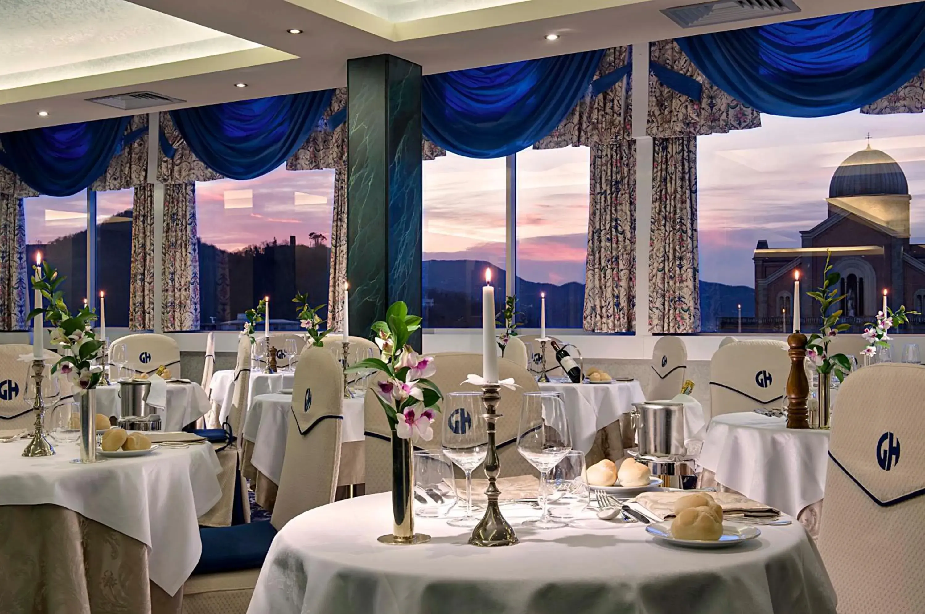 Restaurant/places to eat in Grand Hotel Terme & Spa Restaurant/places to eat in Grand Hotel Terme & Spa
