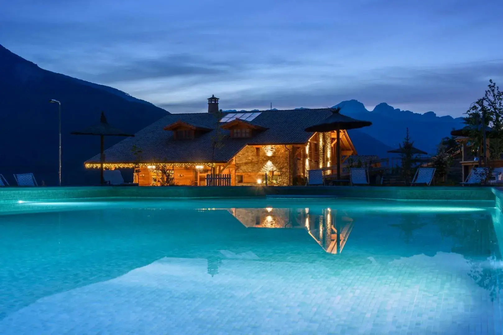 Swimming pool in Hotel Viñas de Lárrede Swimming pool in Hotel Viñas de Lárrede