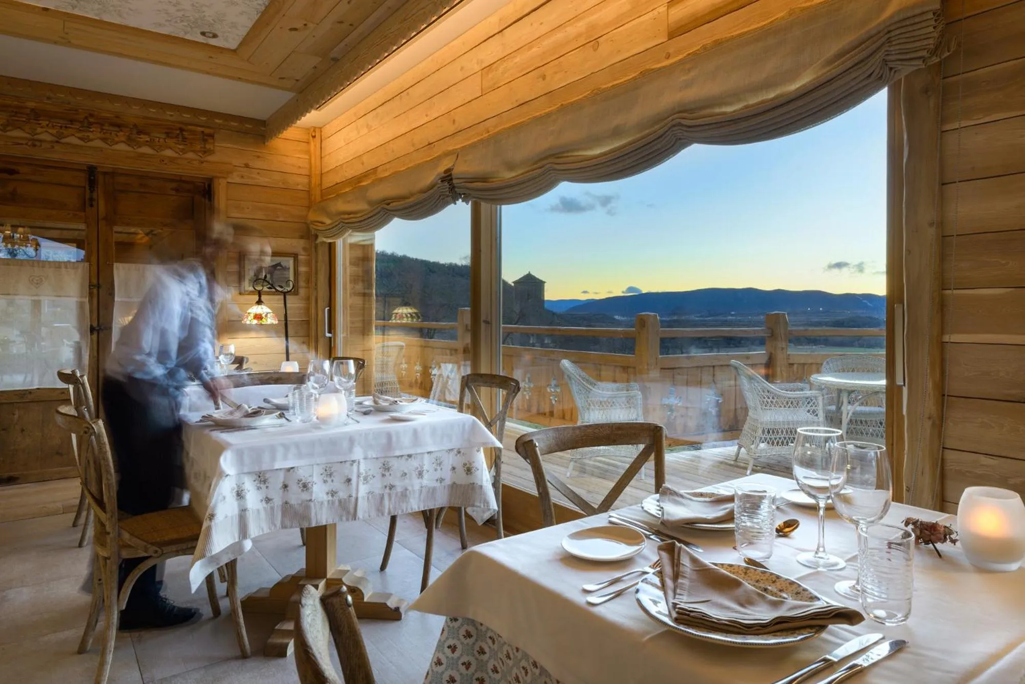 Restaurant/places to eat in Hotel Viñas de Lárrede