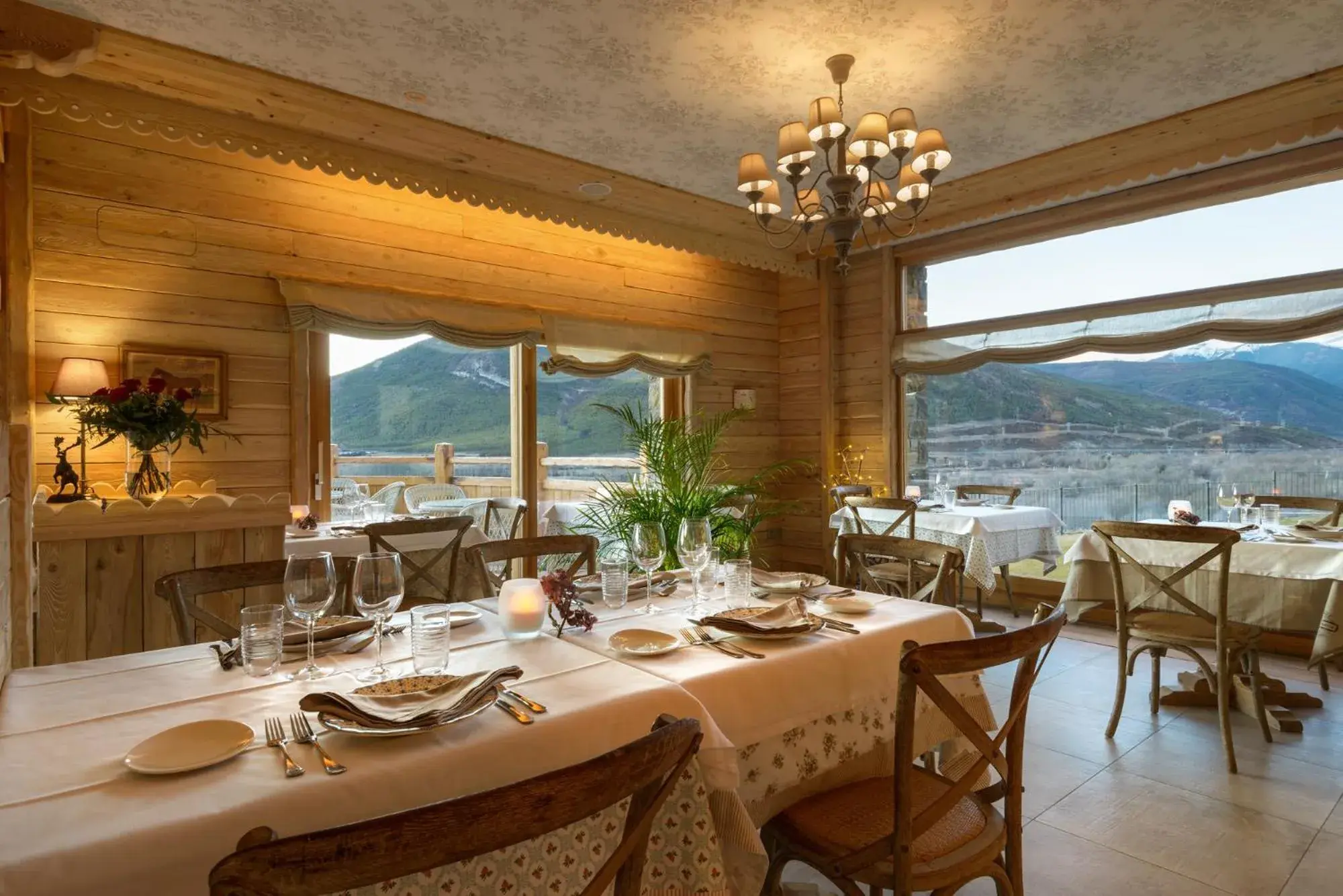 Restaurant/places to eat in Hotel Viñas de Lárrede Restaurant/places to eat in Hotel Viñas de Lárrede