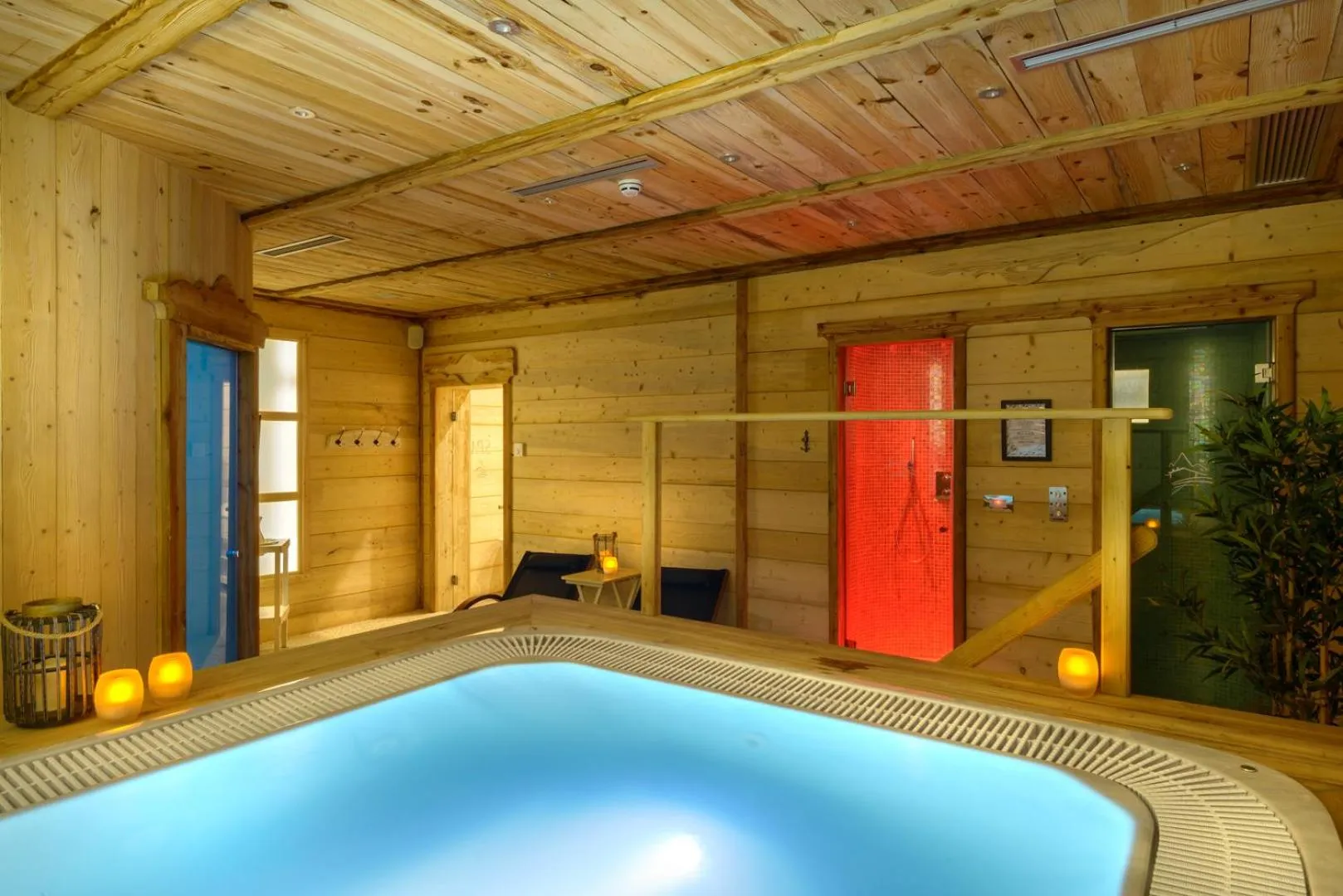 Hot Tub in Hotel Viñas de Lárrede