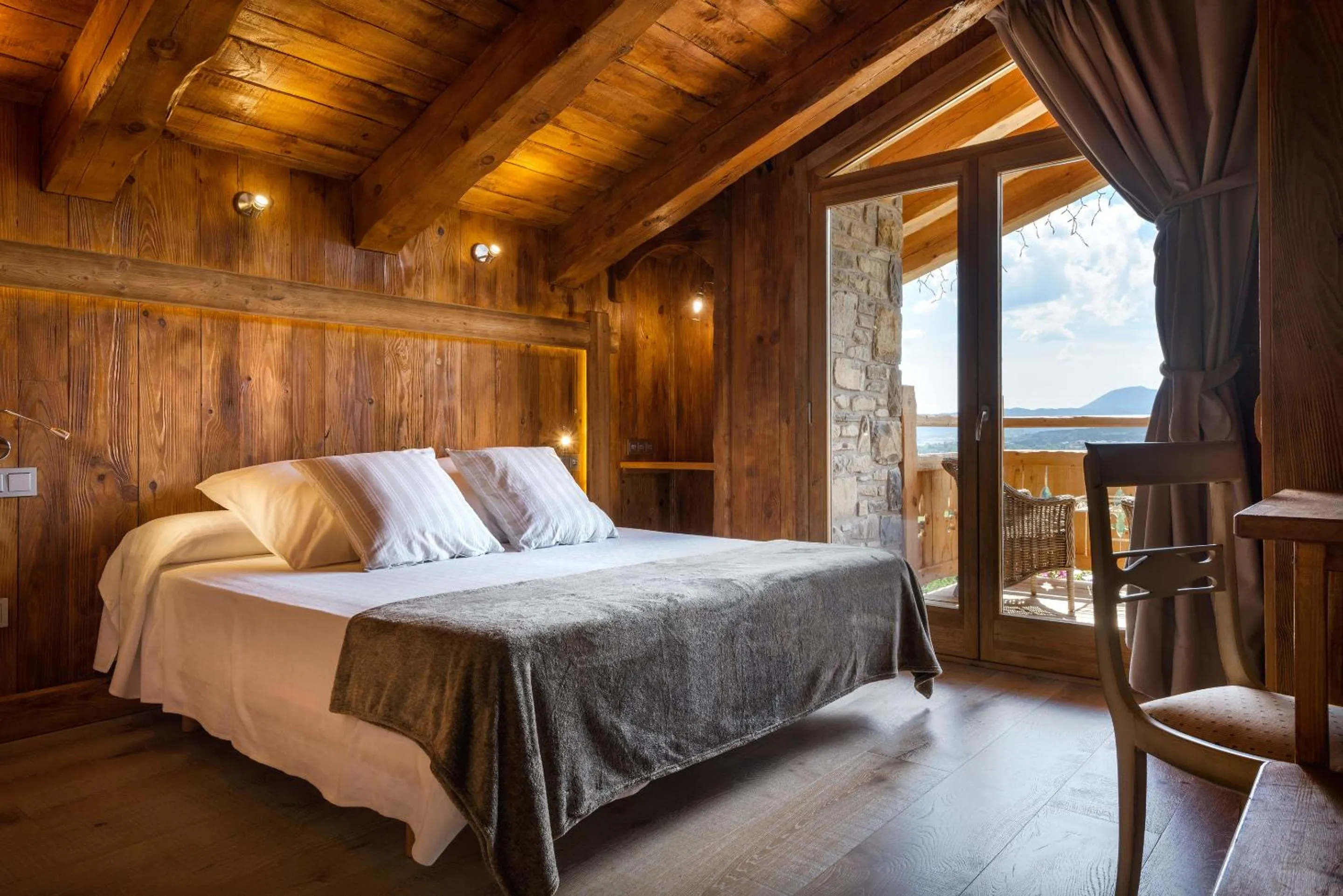 Bed in Hotel Viñas de Lárrede