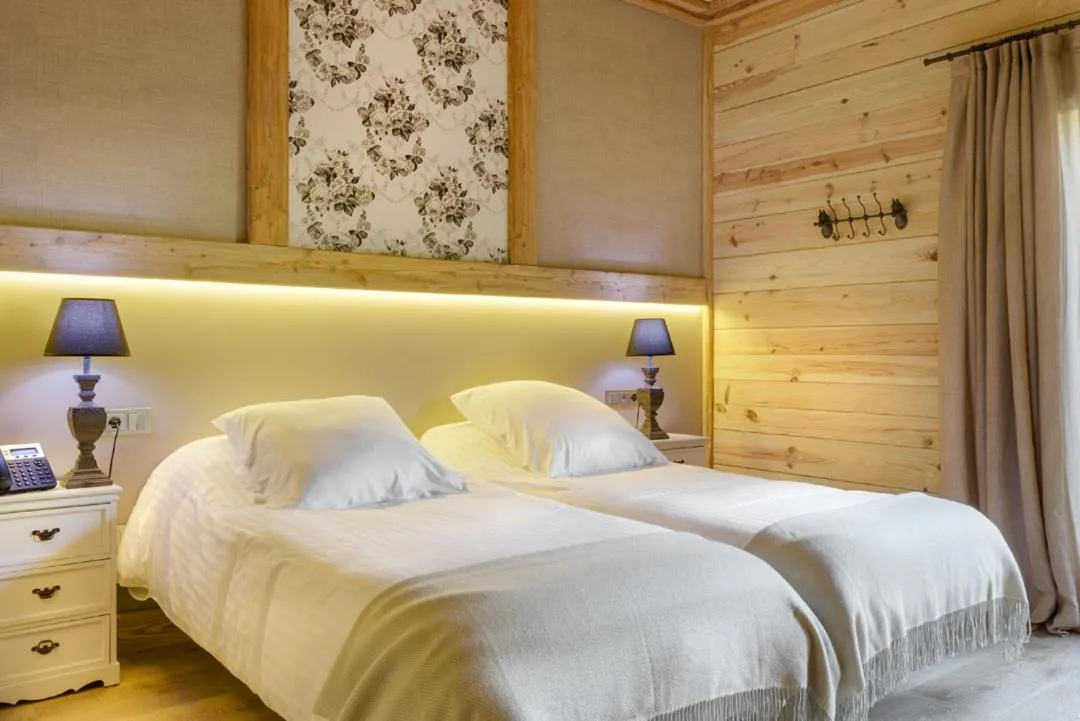 Bed in Hotel Viñas de Lárrede