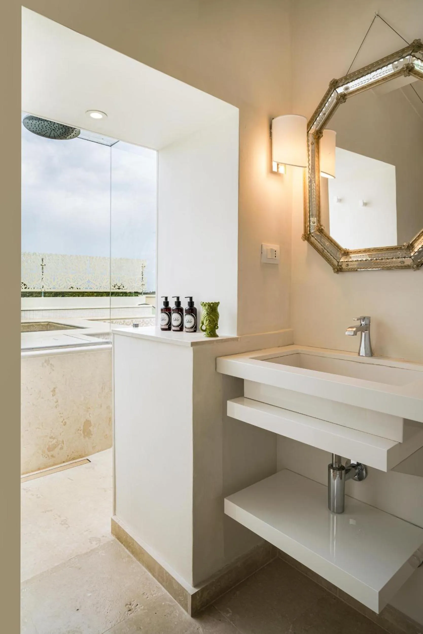 Bathroom in Zahir Country House Boutique Hotel