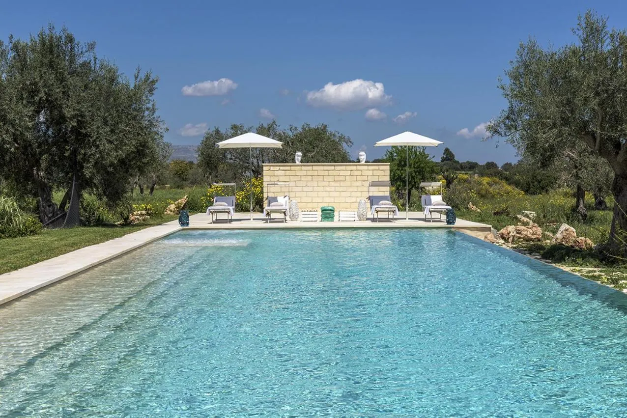 Swimming pool in Zahir Country House Boutique Hotel