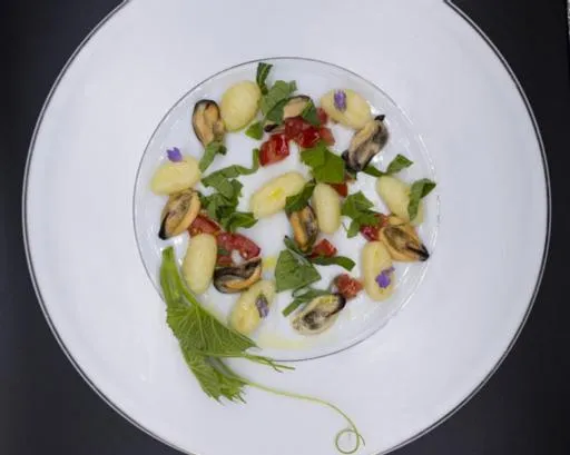 Restaurant/places to eat in Zahir Country House Boutique Hotel