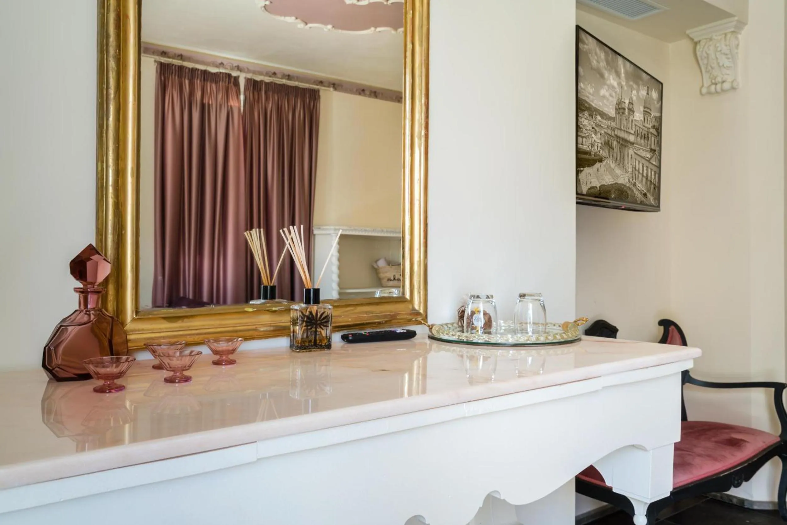 Decorative detail in Zahir Country House Boutique Hotel