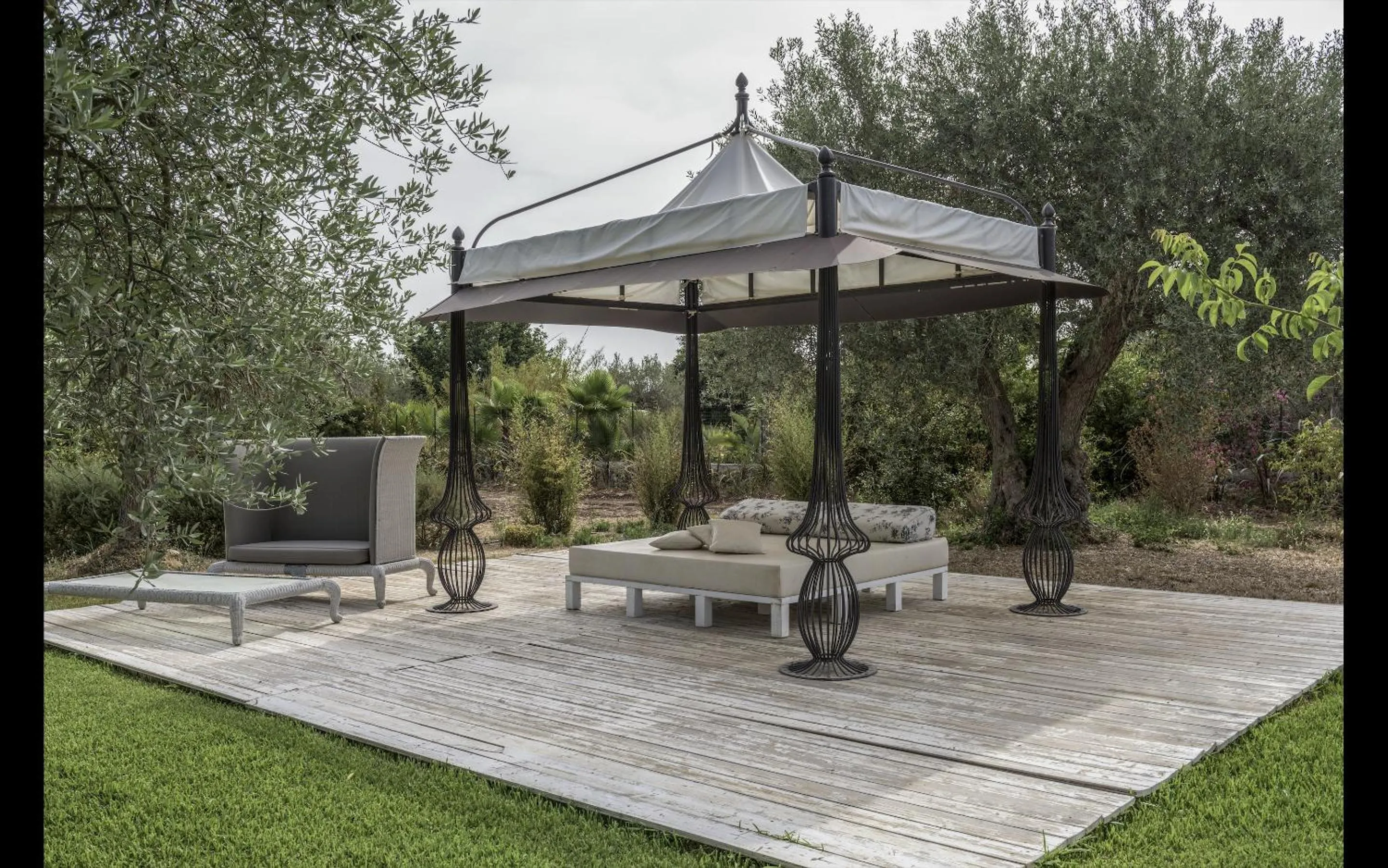 Patio in Zahir Country House Boutique Hotel