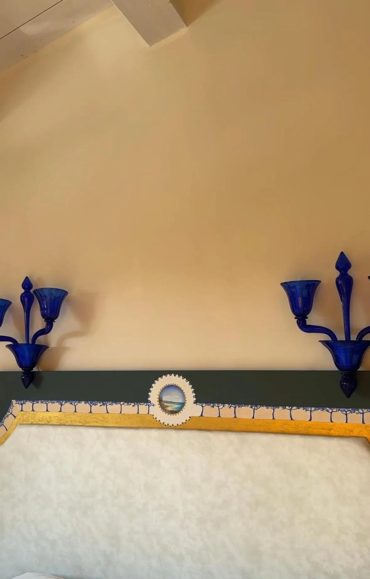 Decorative detail in Zahir Country House Boutique Hotel Noto