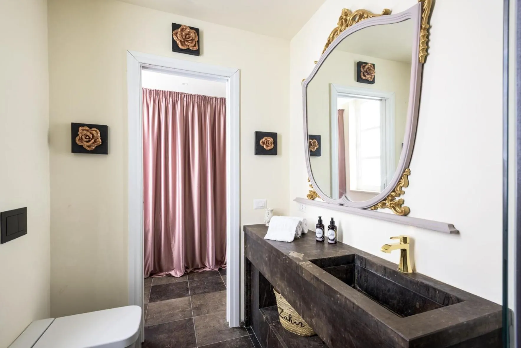 Bathroom in Zahir Country House Boutique Hotel