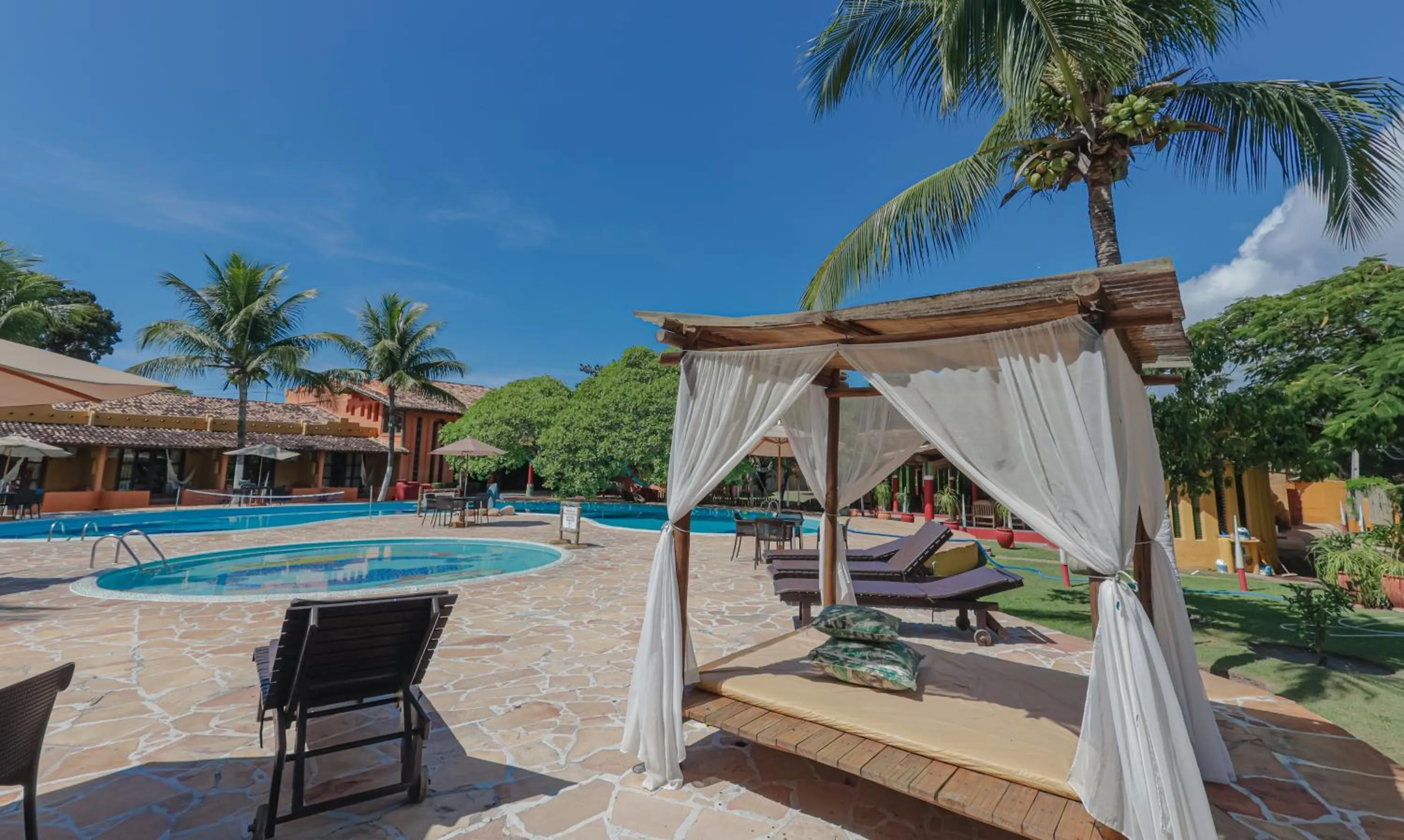 Swimming pool in Estação Santa Fé Hotel e Pousada