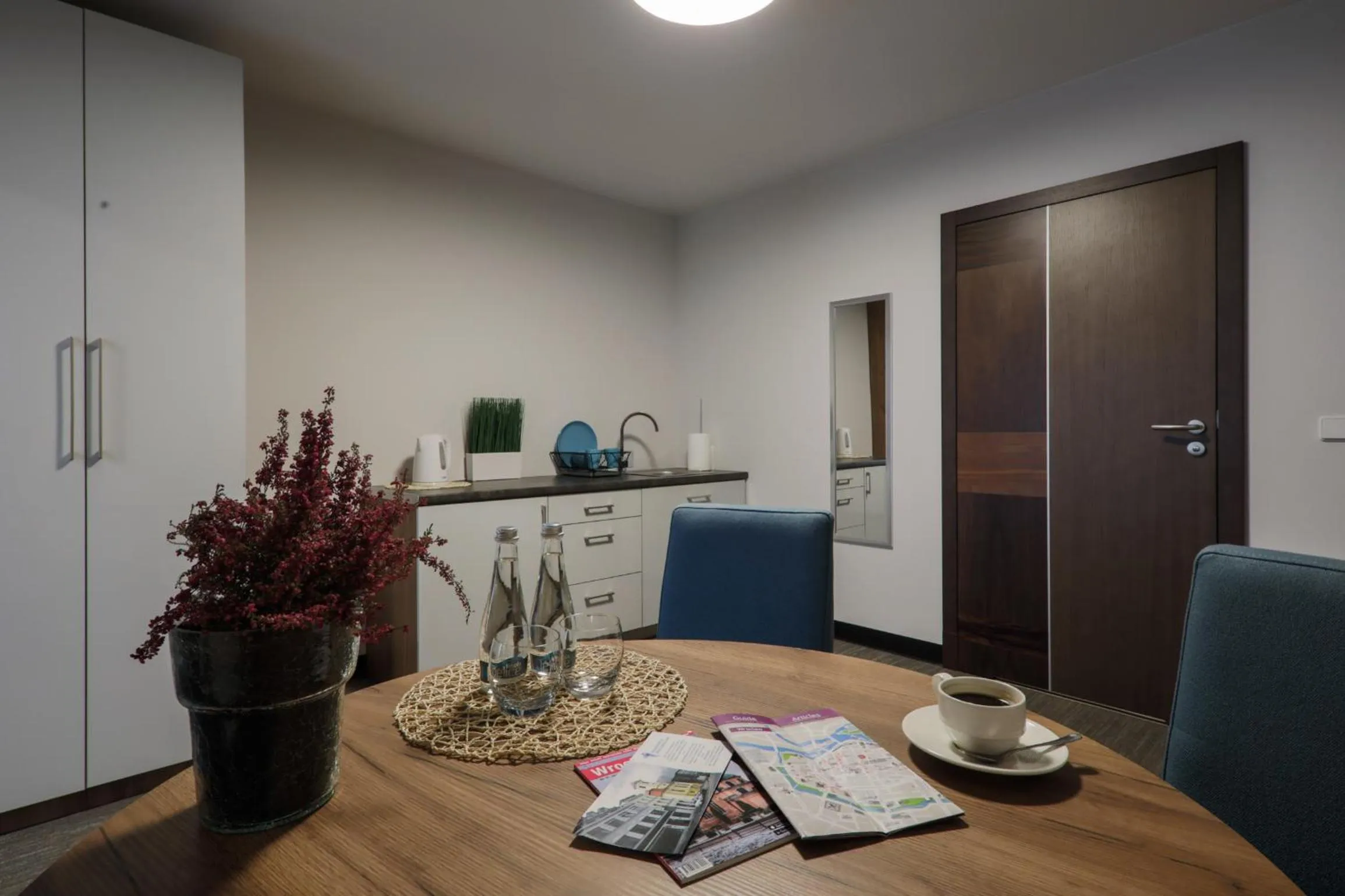 Decorative detail in Kamienica Pod Aniołami