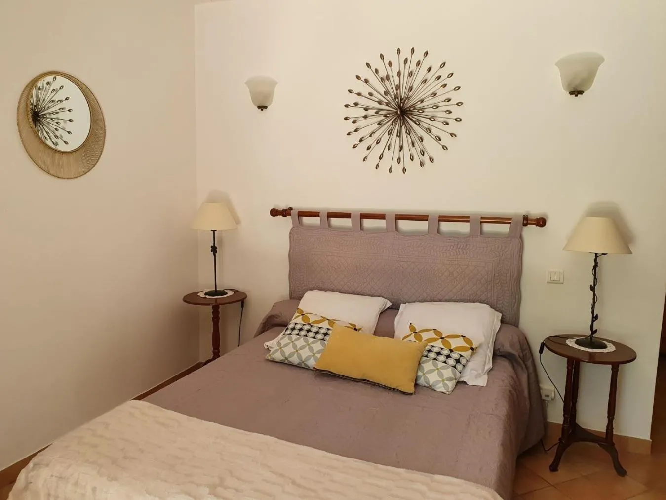 Photo of the whole room, Bed in Les Filolies