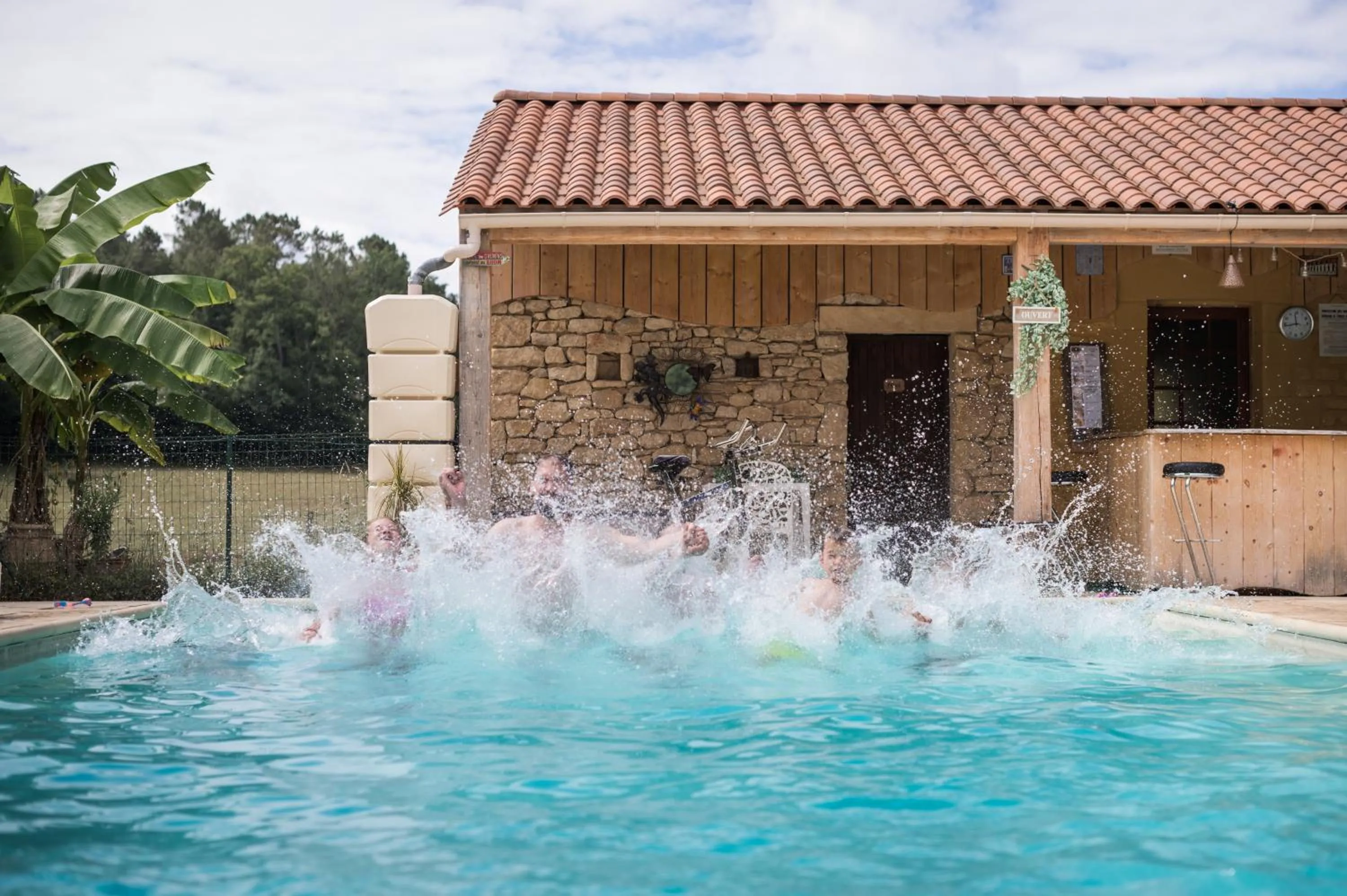 Swimming pool in Les Filolies