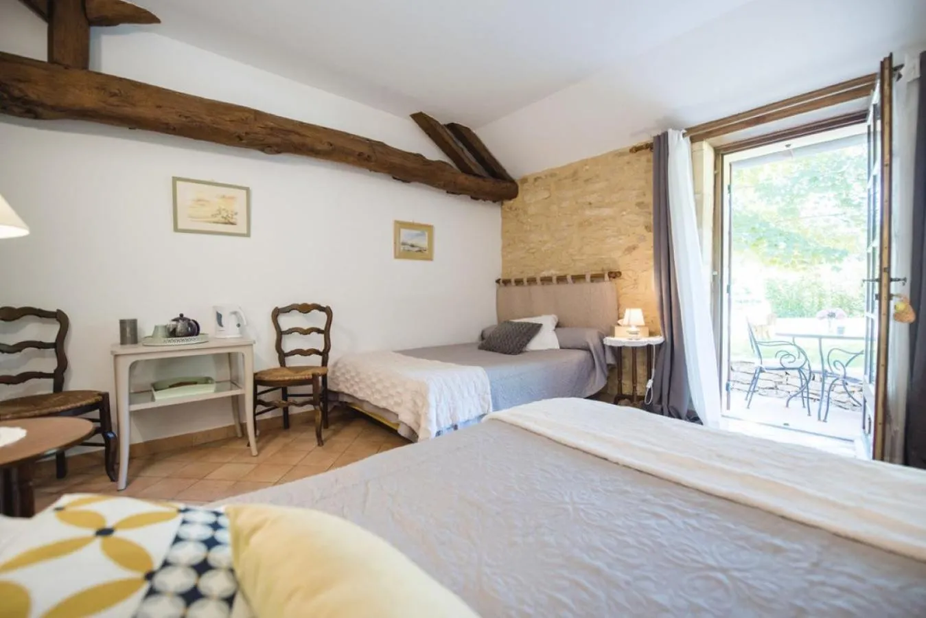 Balcony/Terrace, Bed in Les Filolies
