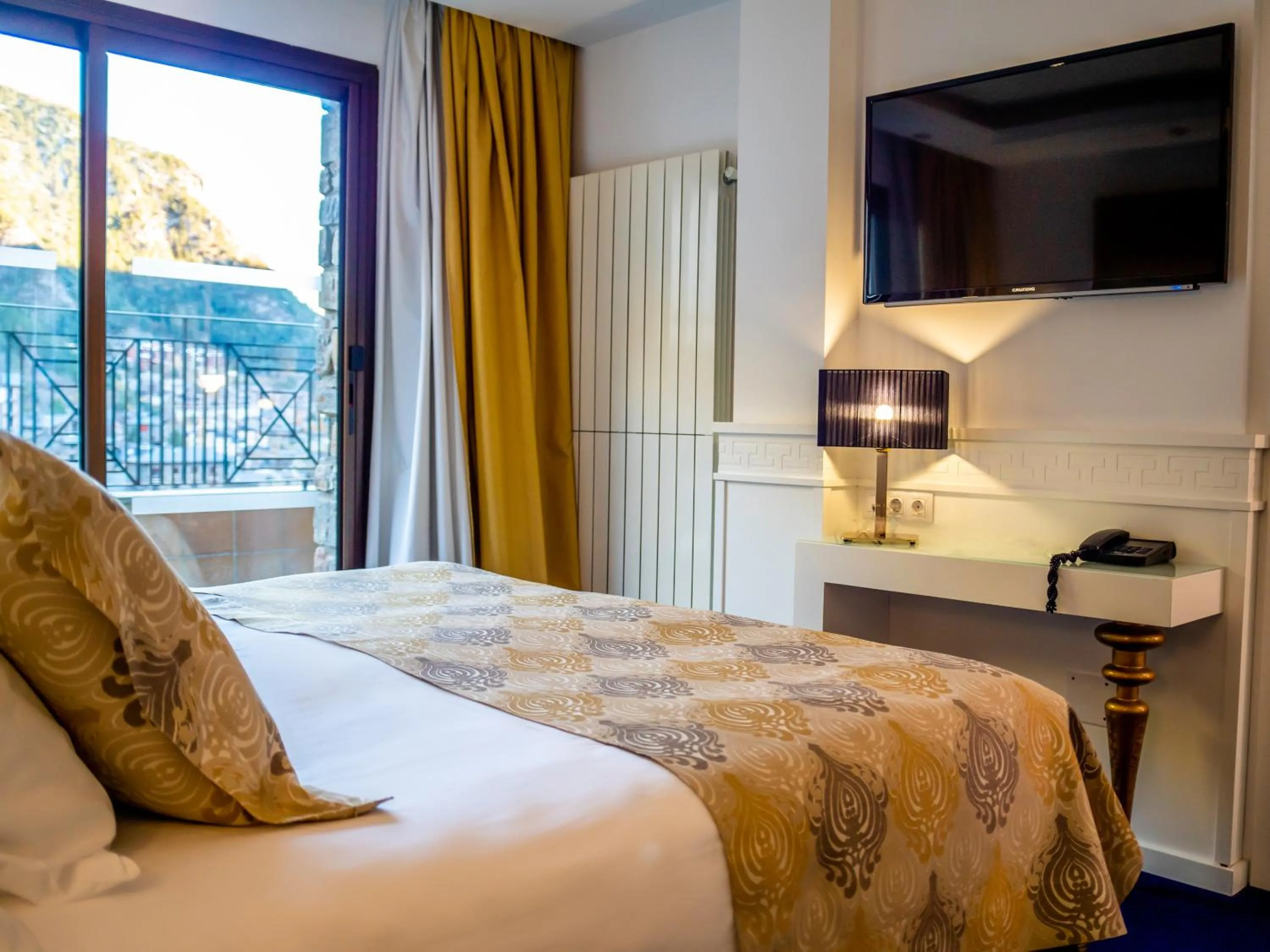 Bed in Hotel Princesa Parc