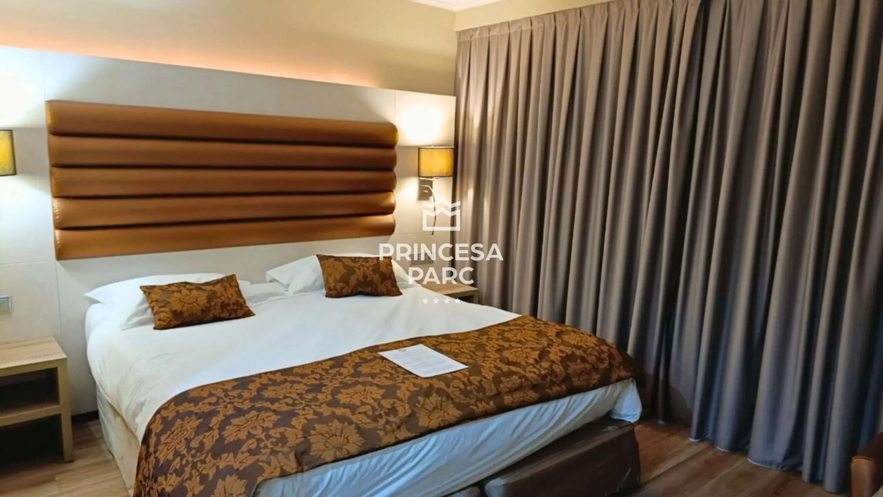 Double or Twin Room - single occupancy in Hotel Princesa Parc Double or Twin Room - single occupancy in Hotel Princesa Parc