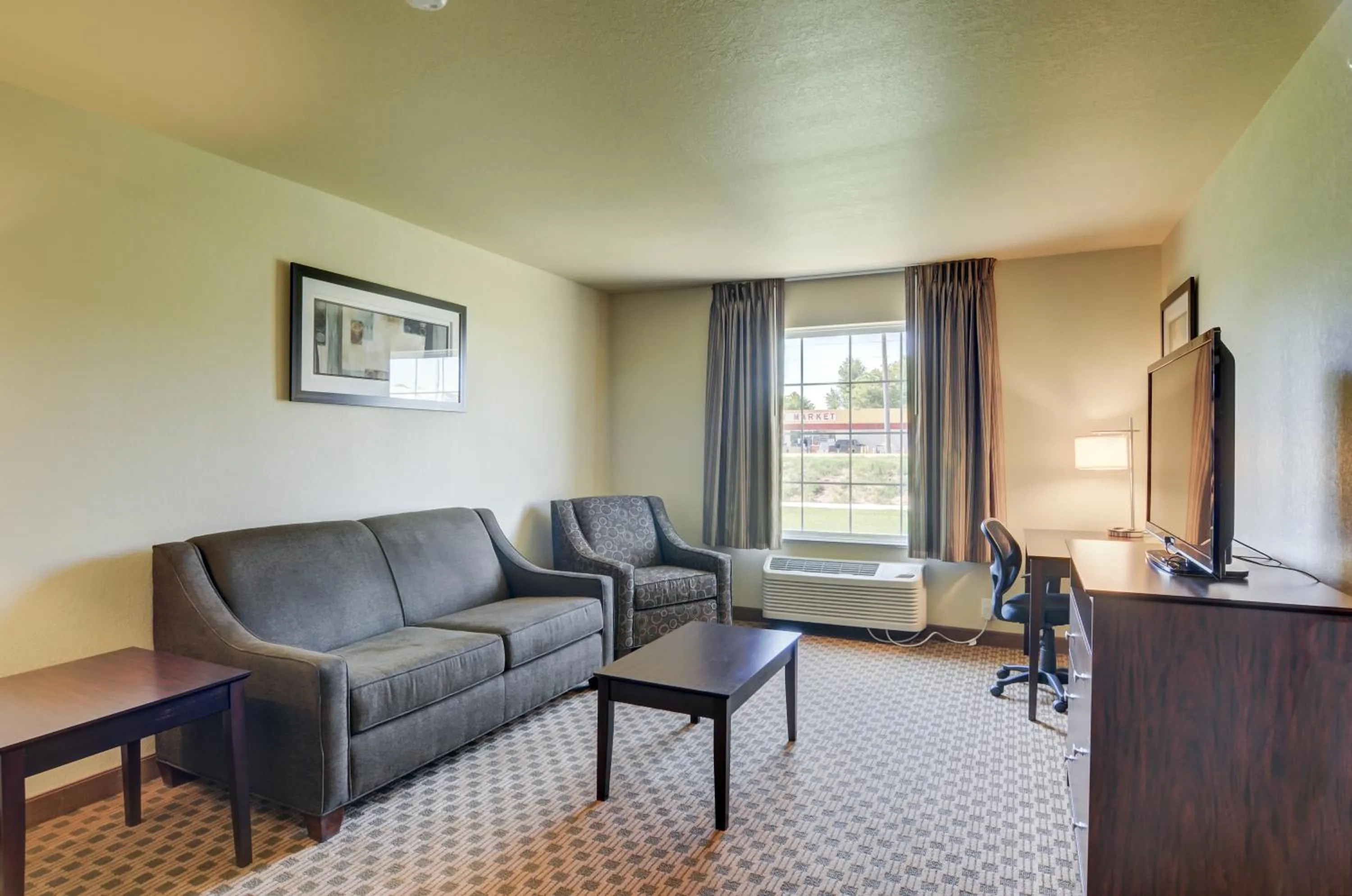 TV and multimedia in Cobblestone Inn & Suites - Ord