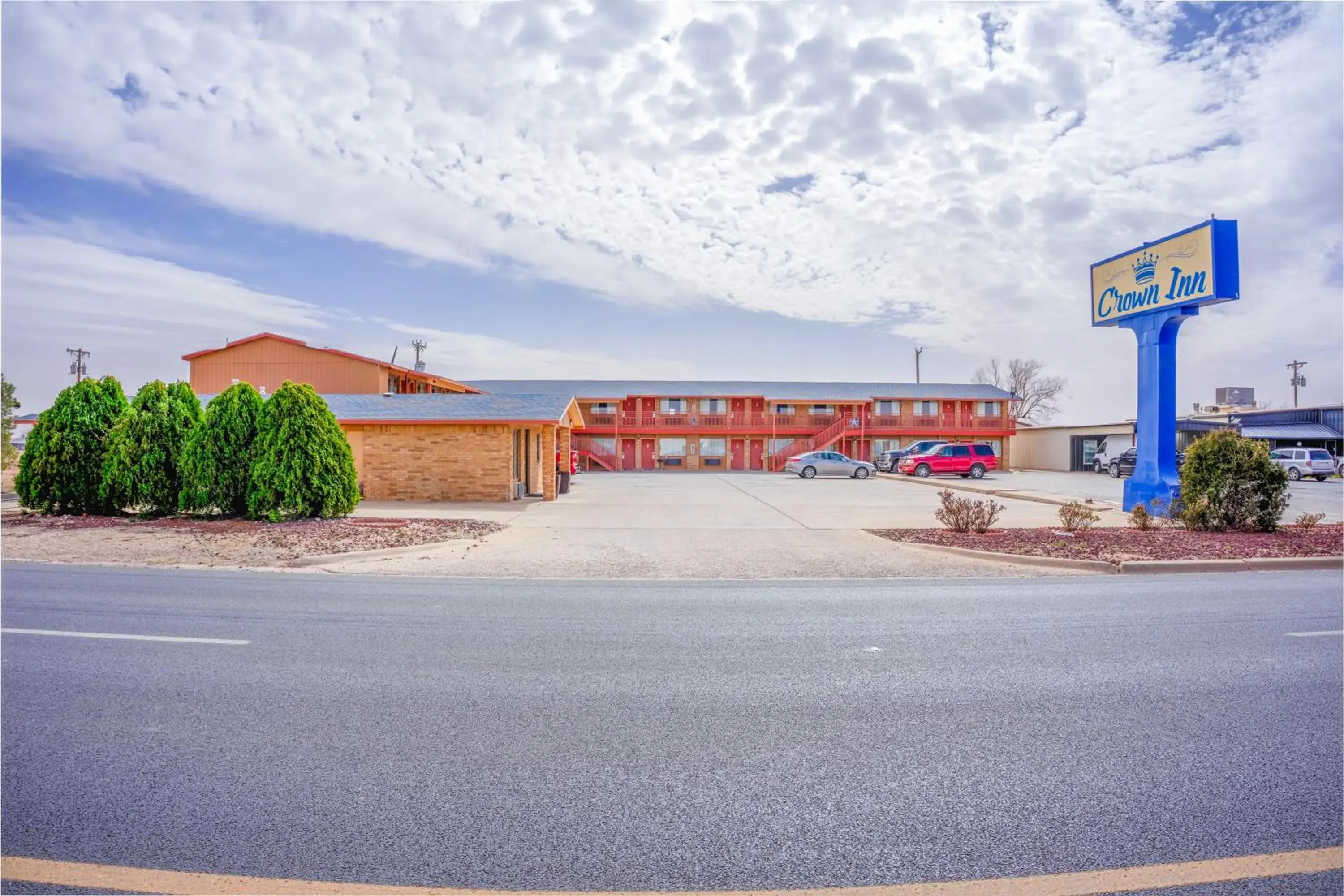 Property building in Crown Inn By OYO Denver Tx Property building in Crown Inn By OYO Denver Tx