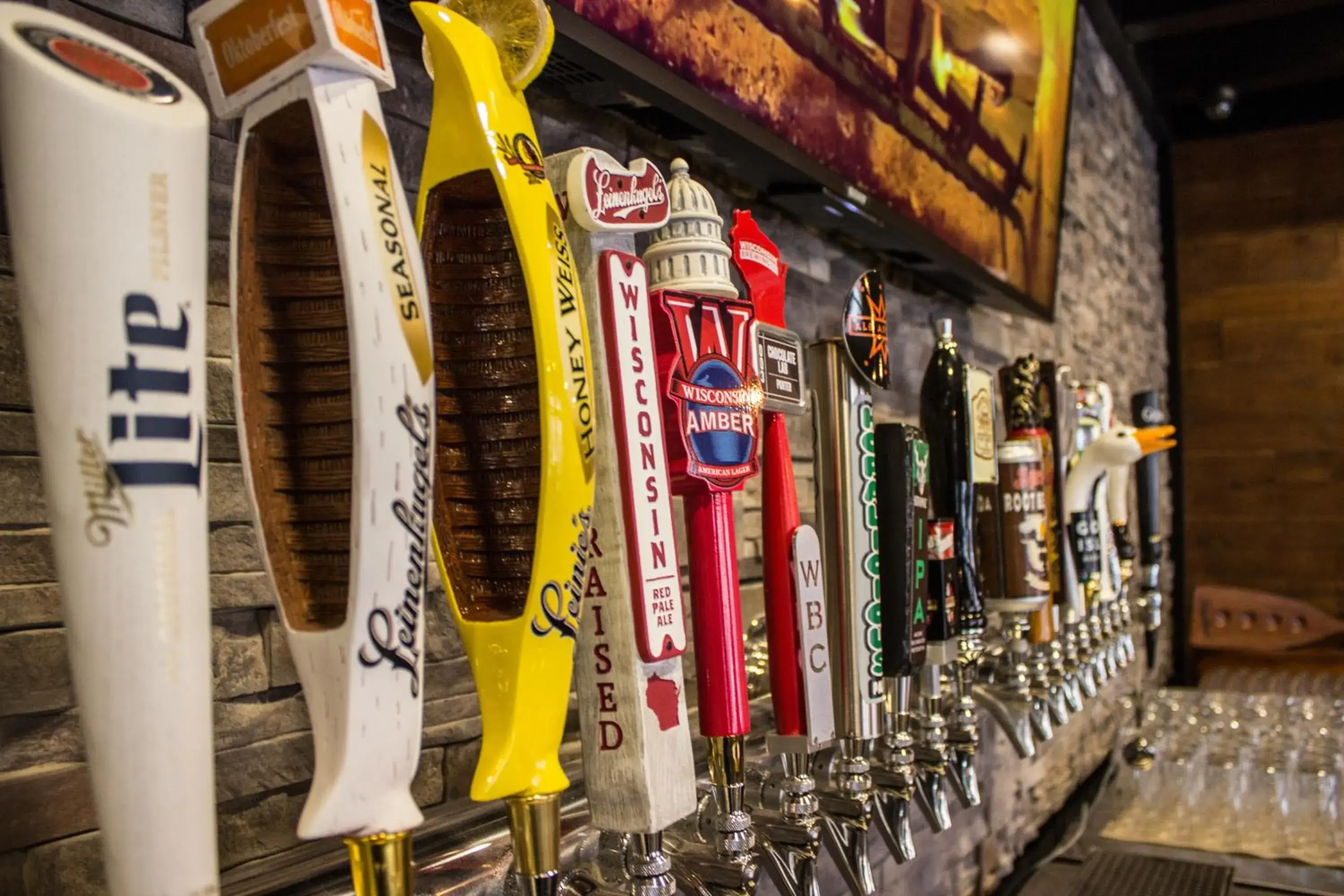 Lounge or bar in Cobblestone Hotel & Suites - Chippewa Falls Lounge or bar in Cobblestone Hotel & Suites - Chippewa Falls