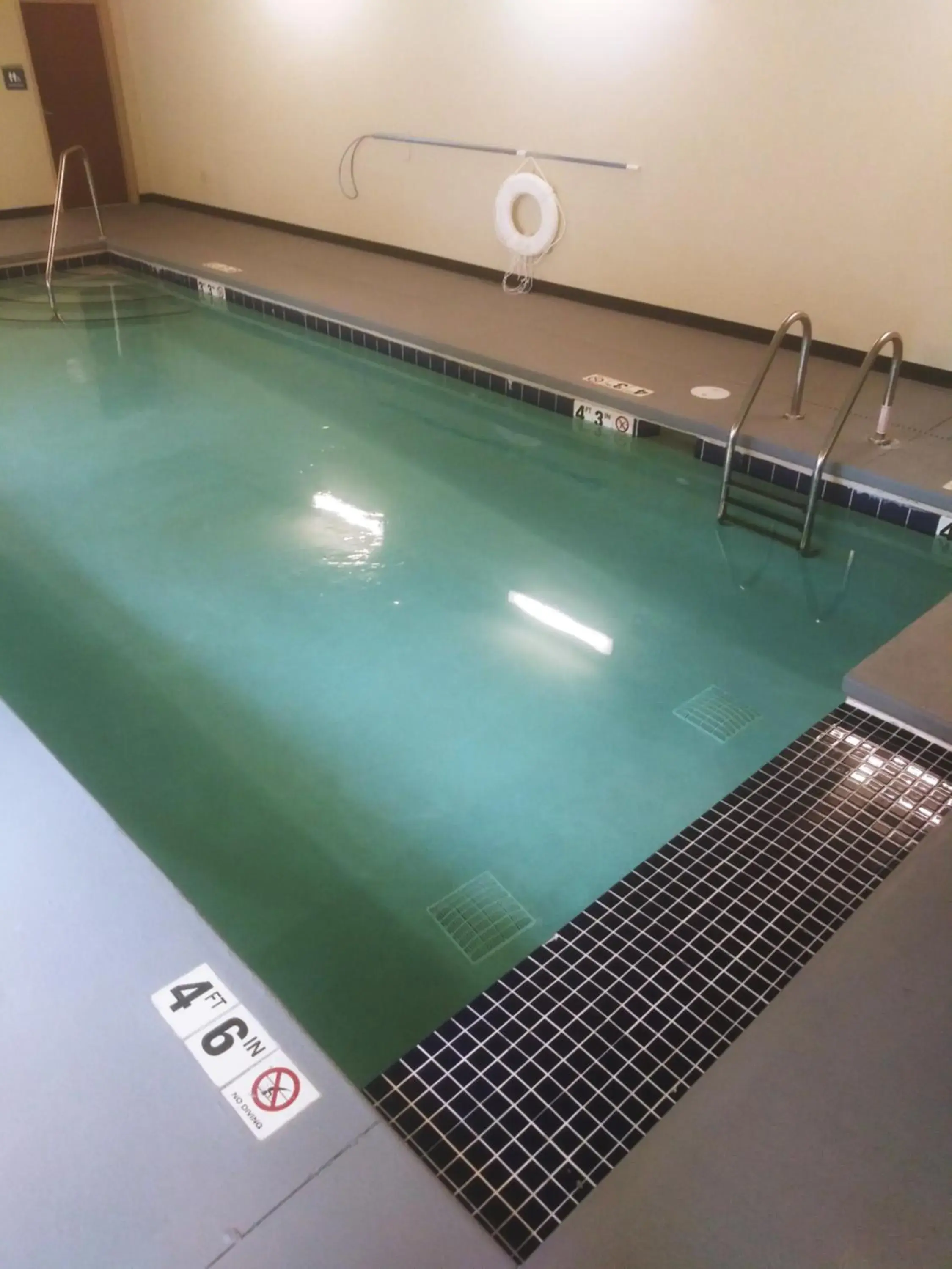 Swimming pool in Cobblestone Hotel & Suites - Harborcreek Swimming pool in Cobblestone Hotel & Suites - Harborcreek