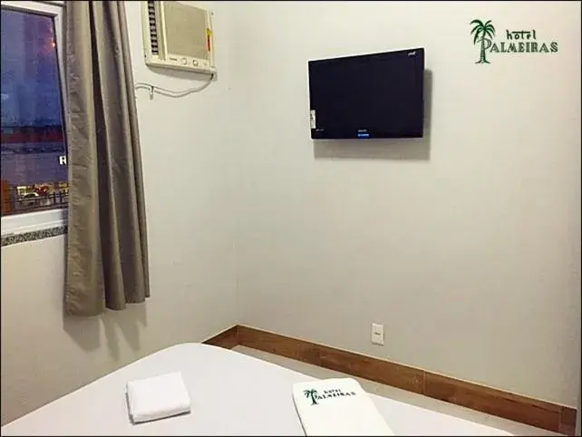 Standard Apartment - single occupancy in Hotel Palmeiras Ltda Standard Apartment - single occupancy in Hotel Palmeiras Ltda