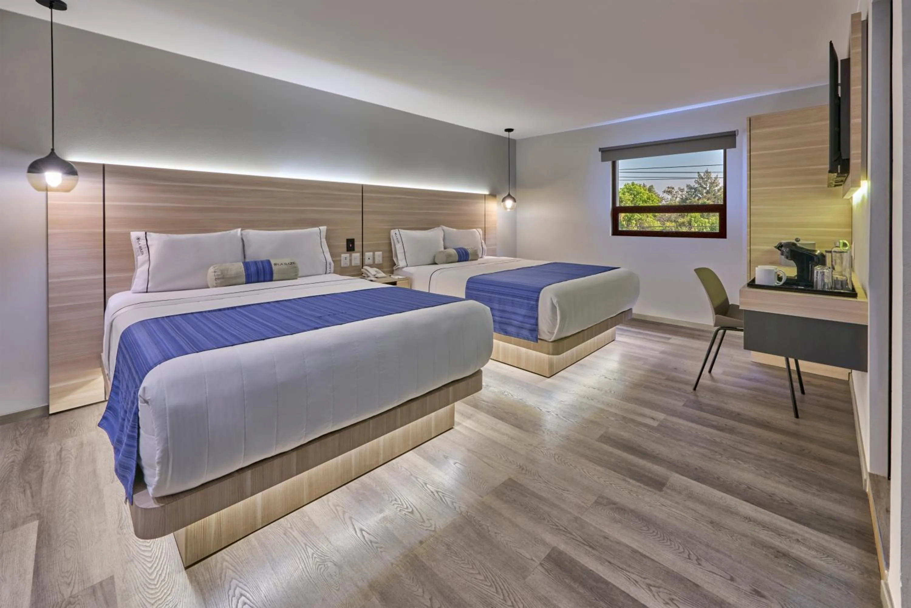 Bed in KALI La Raza Mexico City