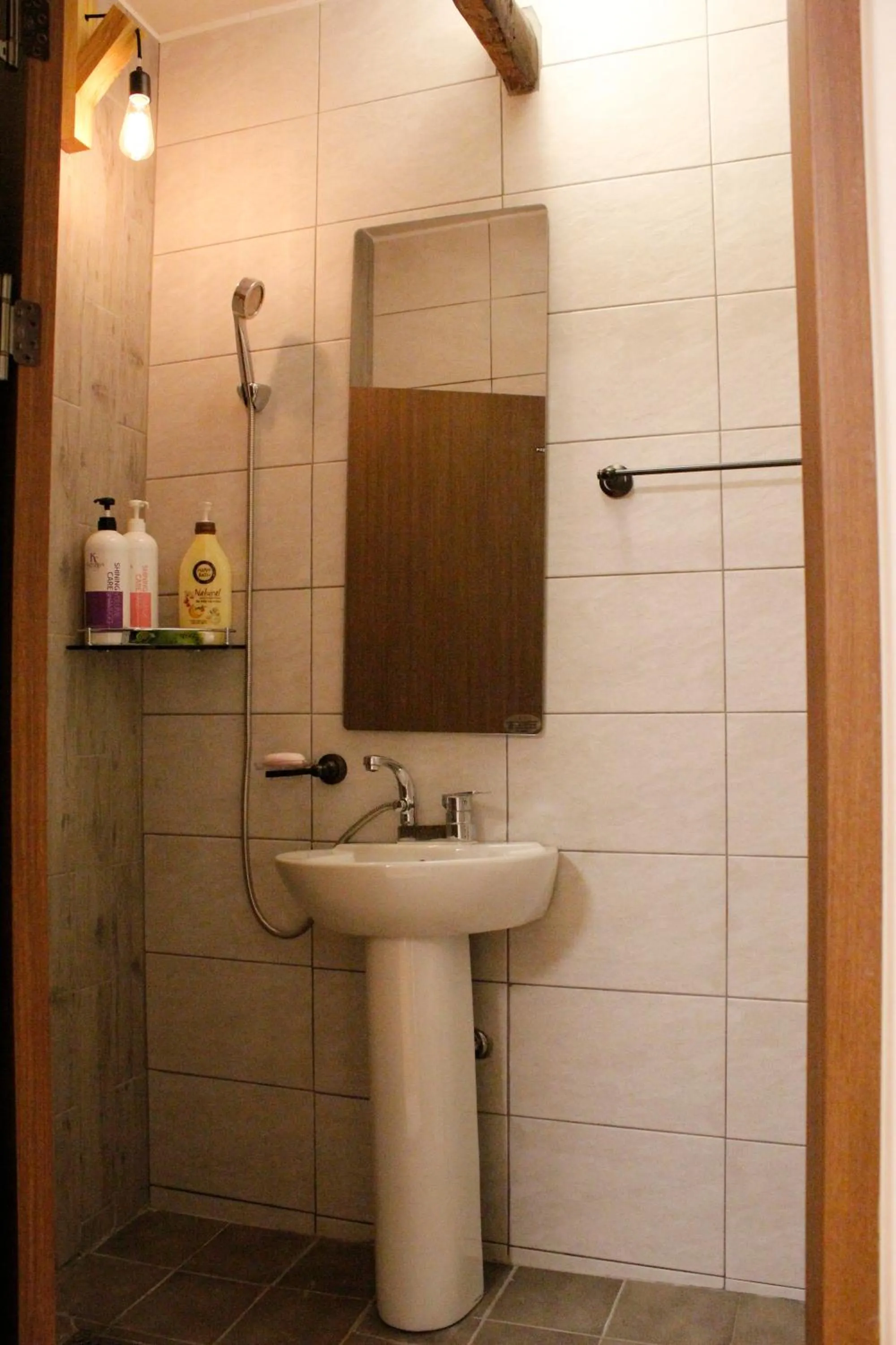 Bathroom in Sungsim Hanok Guesthouse