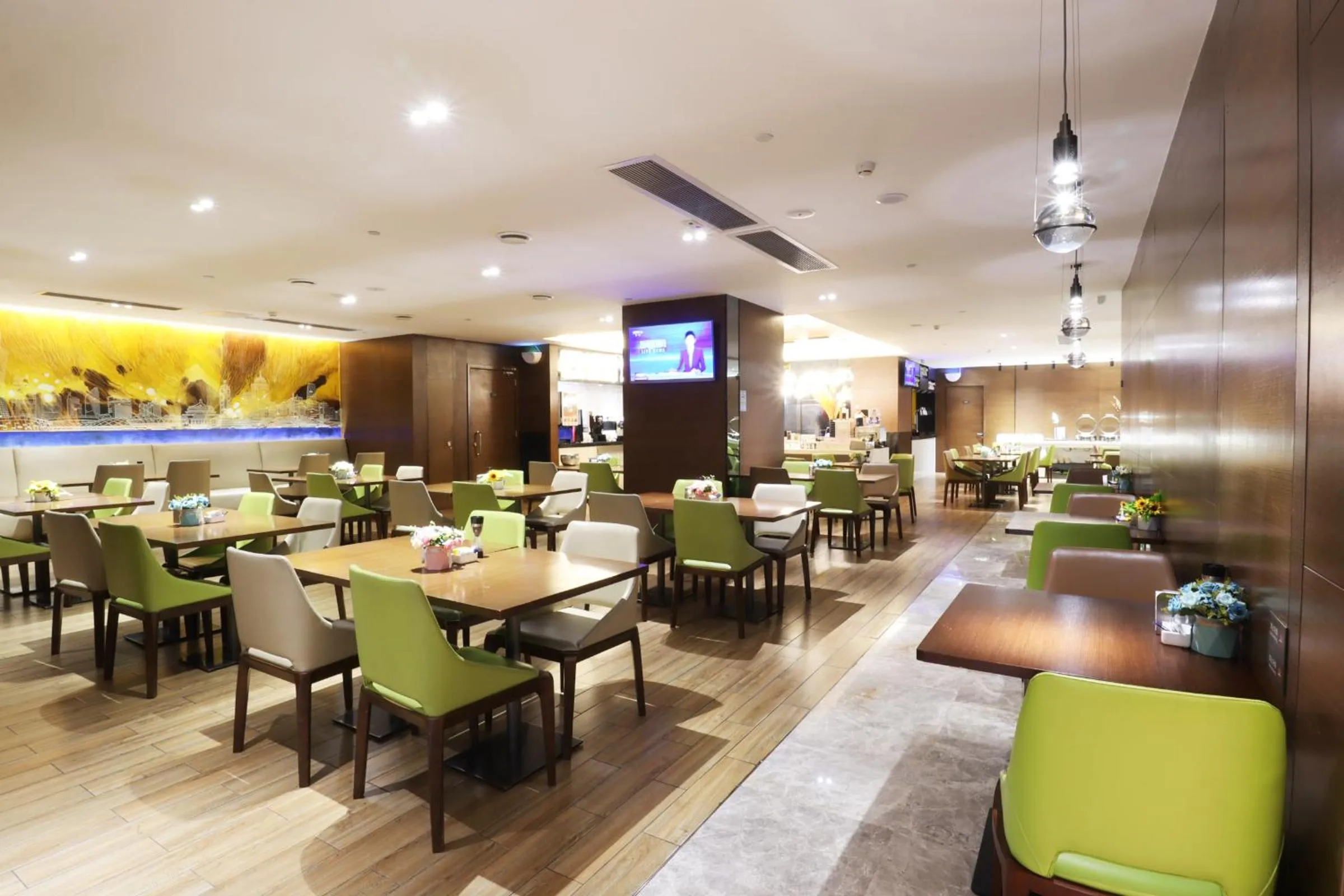 Restaurant/places to eat in Hampton by Hilton Guangzhou Zhujiang New Town - Free Shuttle Bus to Canton Fair