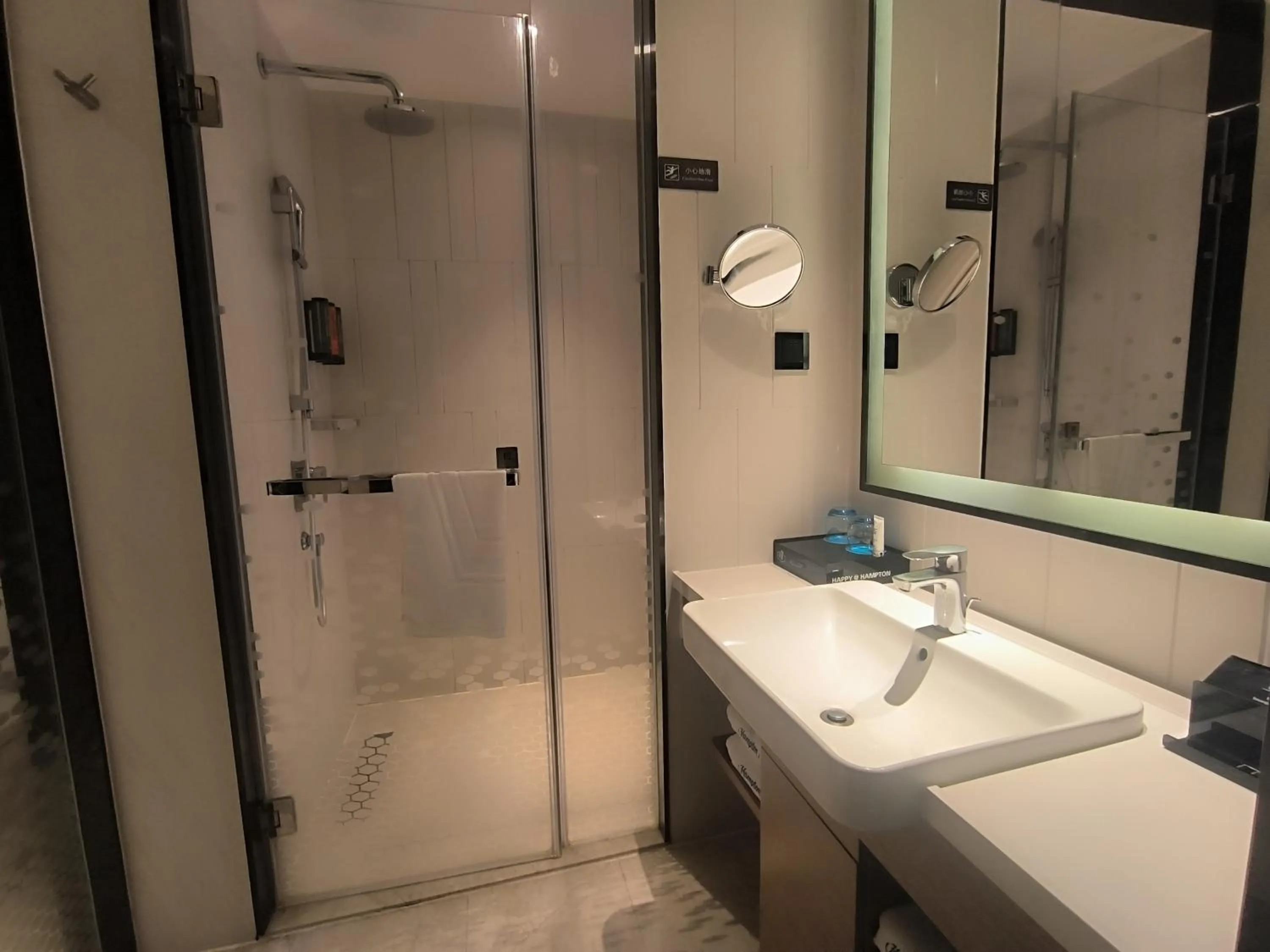 Hampton by Hilton Guangzhou Zhujiang New Town - Free Shuttle Bus to Canton Fair