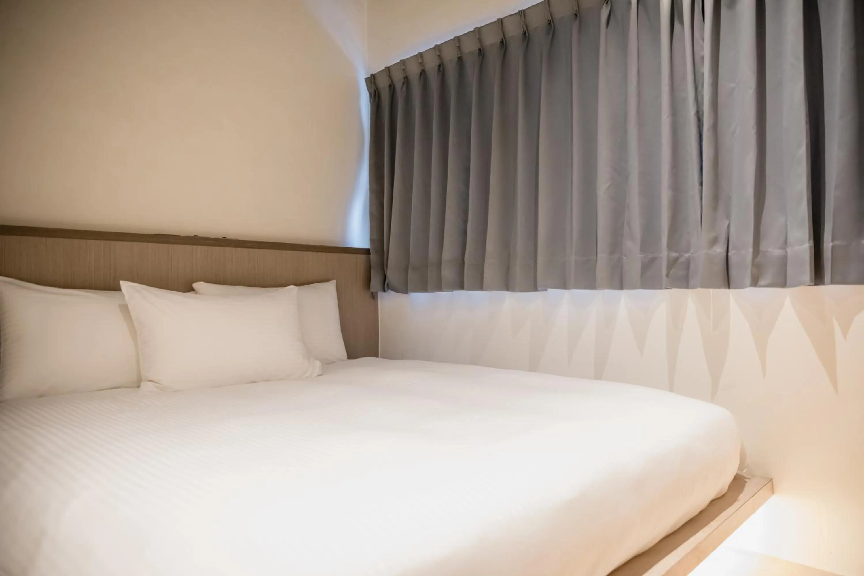 Bed in Traveller-Inn Day Moon Hotel