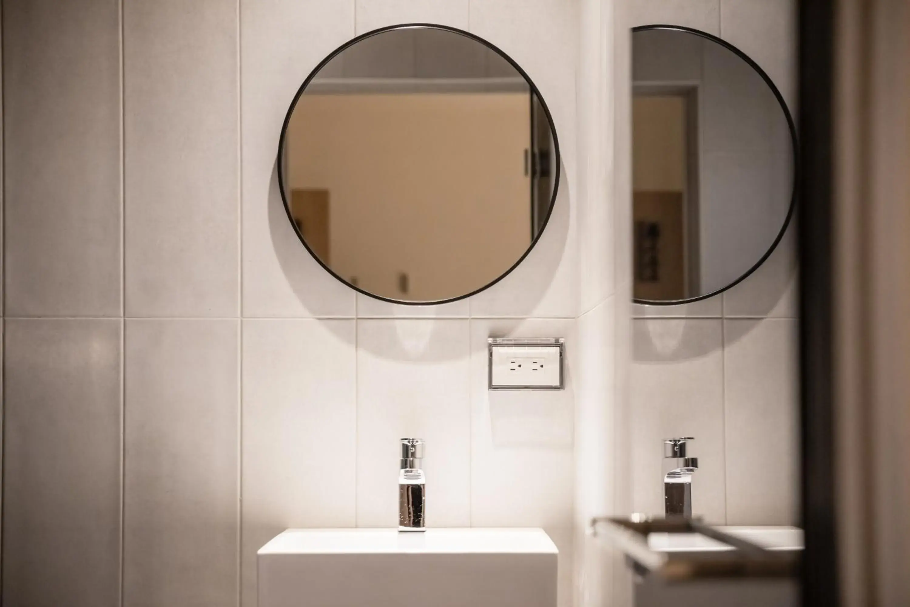 Traveller-Inn Day Moon Hotel Traveller-Inn Day Moon Hotel