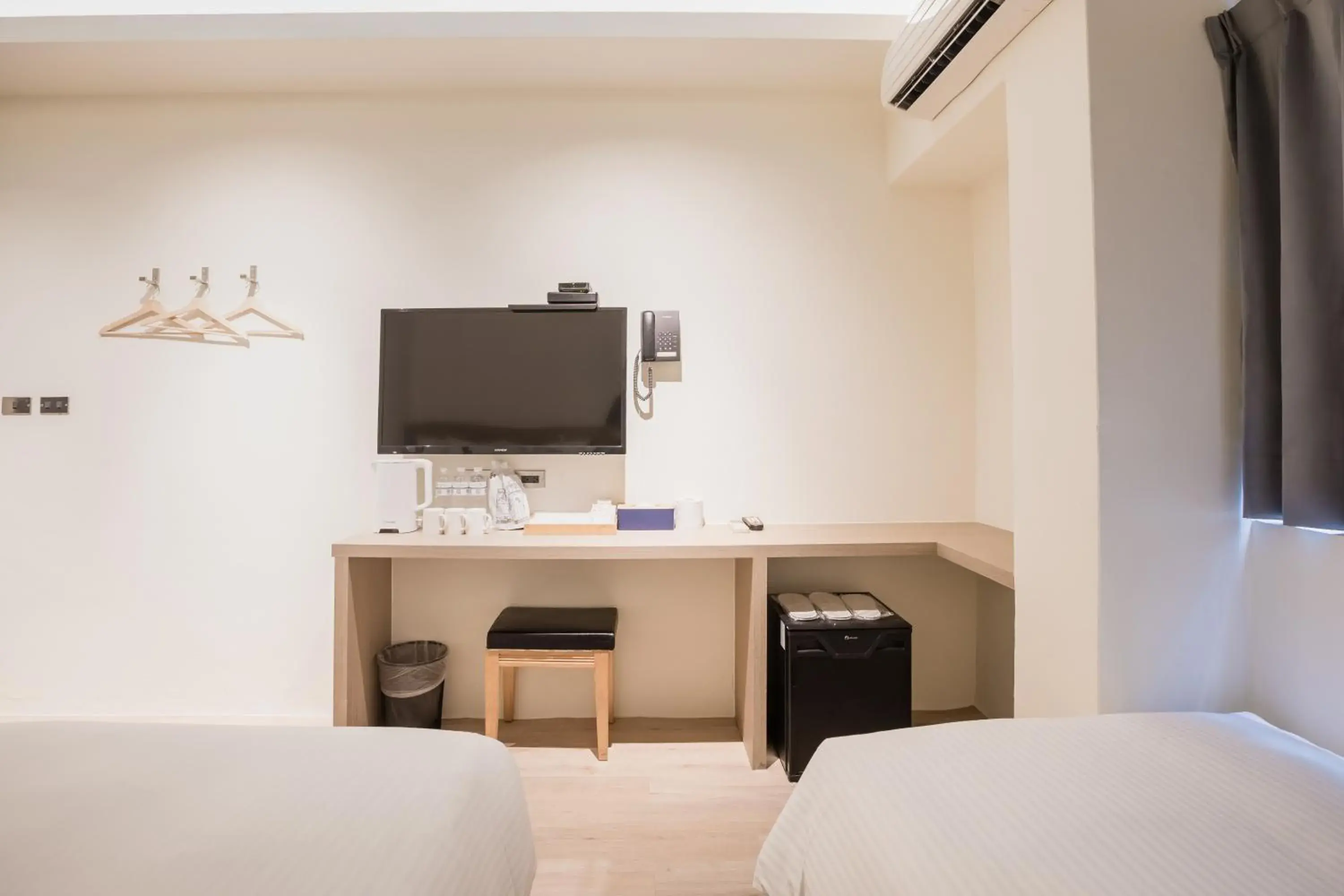 Bed in Traveller-Inn Day Moon Hotel Bed in Traveller-Inn Day Moon Hotel