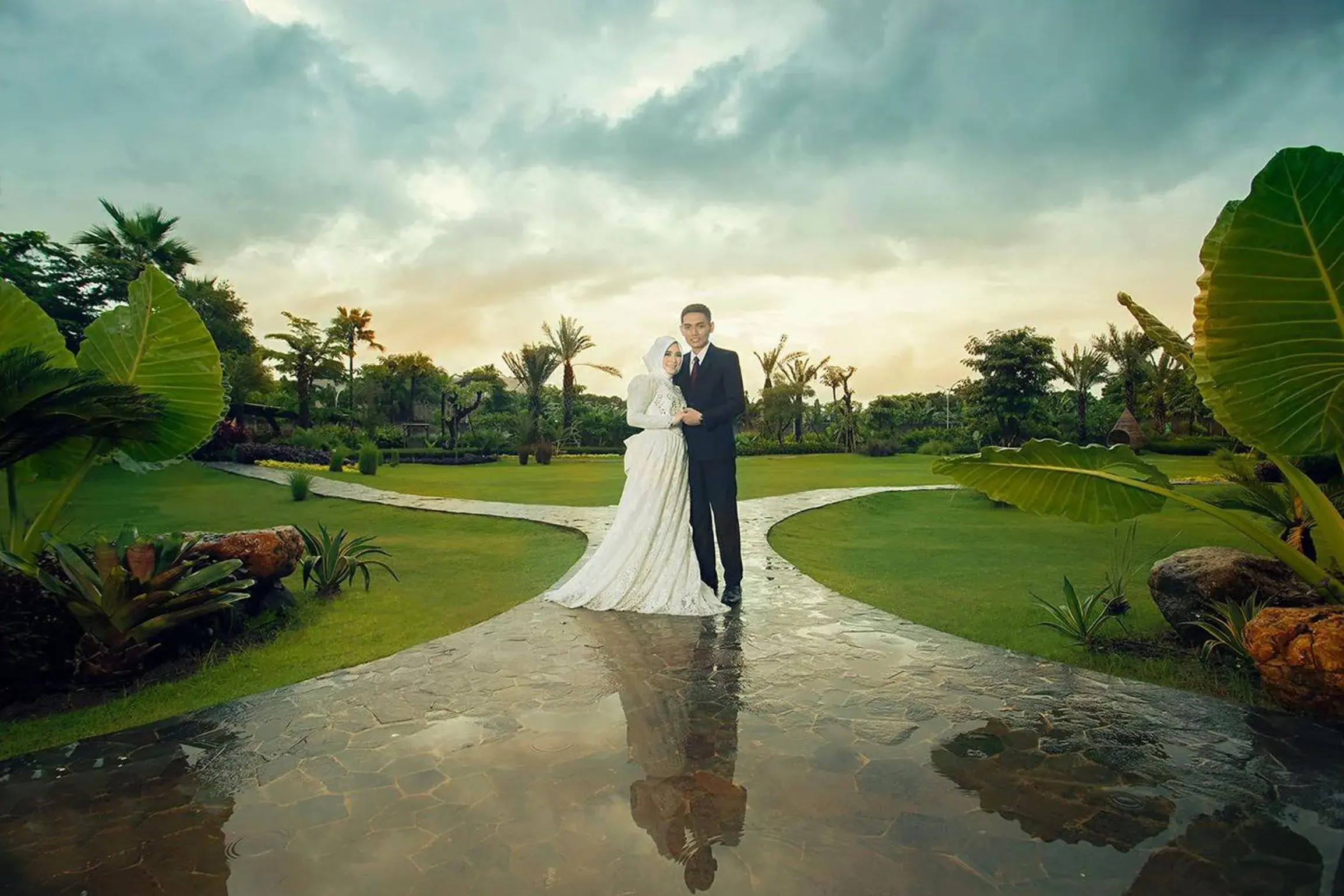 Facade/entrance in MaxOneHotels at Resort Makassar Facade/entrance in MaxOneHotels at Resort Makassar