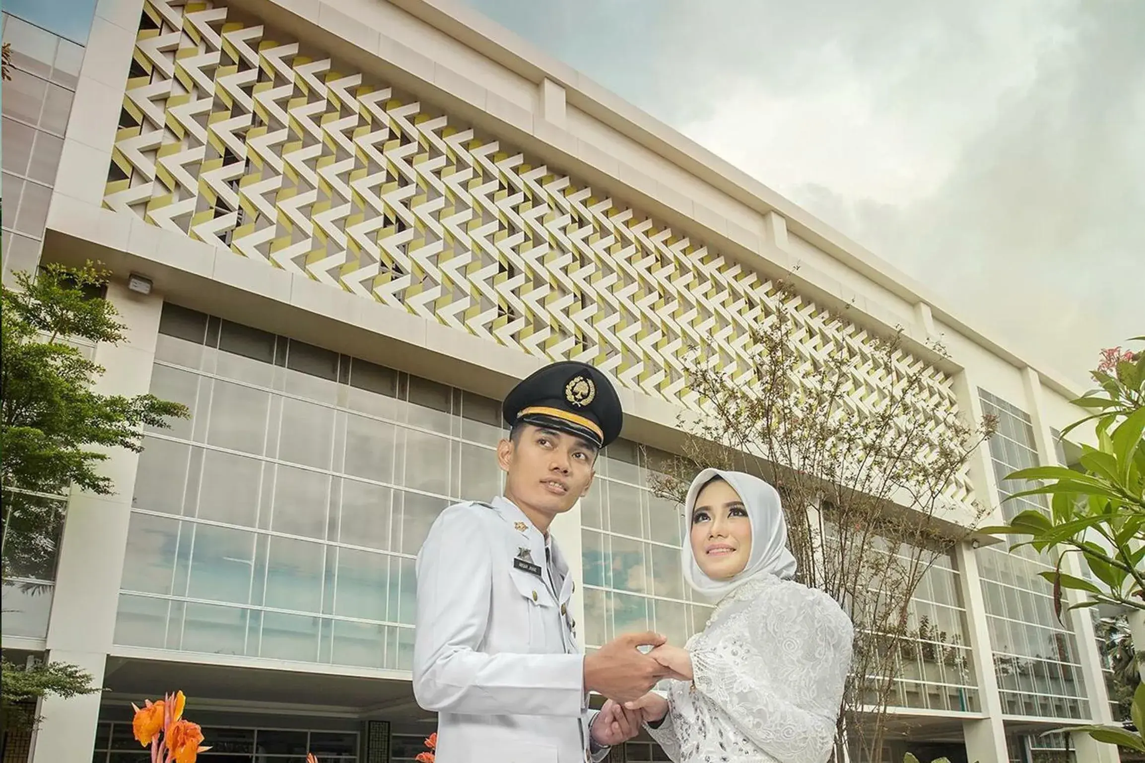 Facade/entrance in MaxOneHotels at Resort Makassar Facade/entrance in MaxOneHotels at Resort Makassar