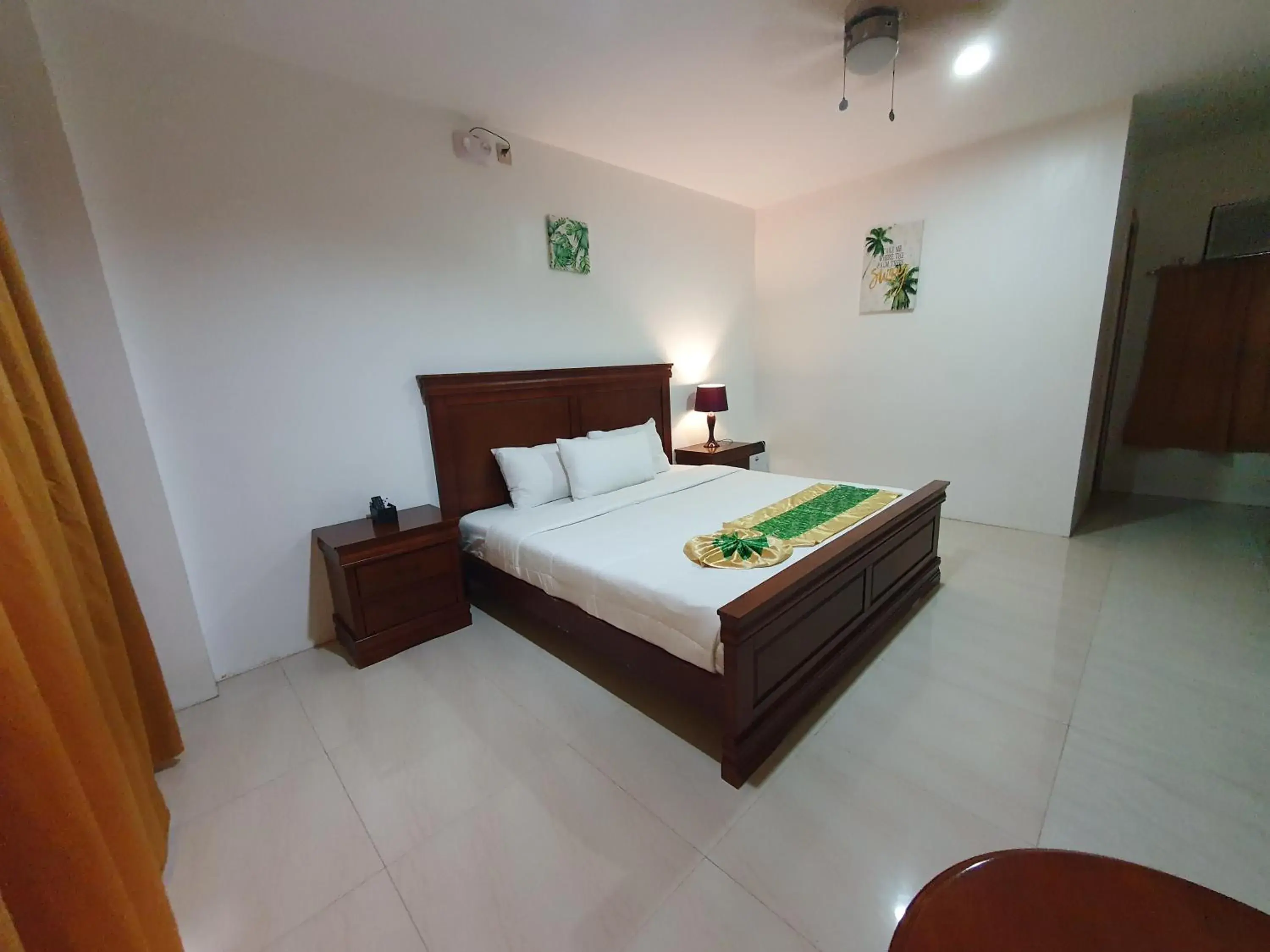 Queen Room with Pool View in Moalboal Tropics Queen Room with Pool View in Moalboal Tropics