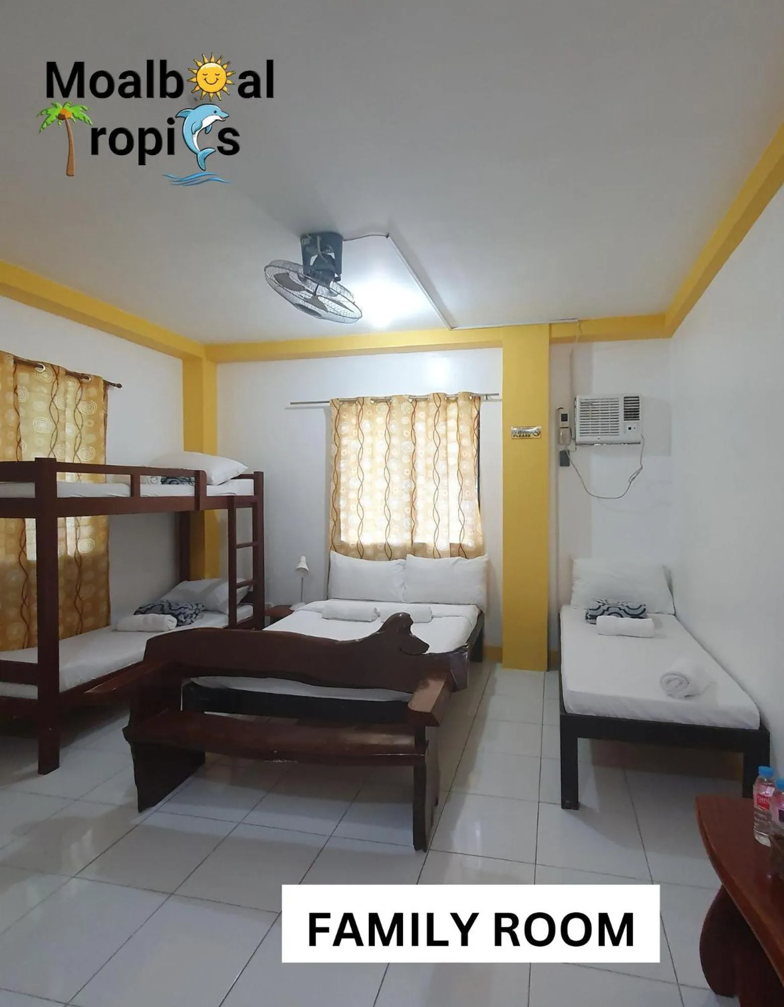 Bed in Moalboal Tropics