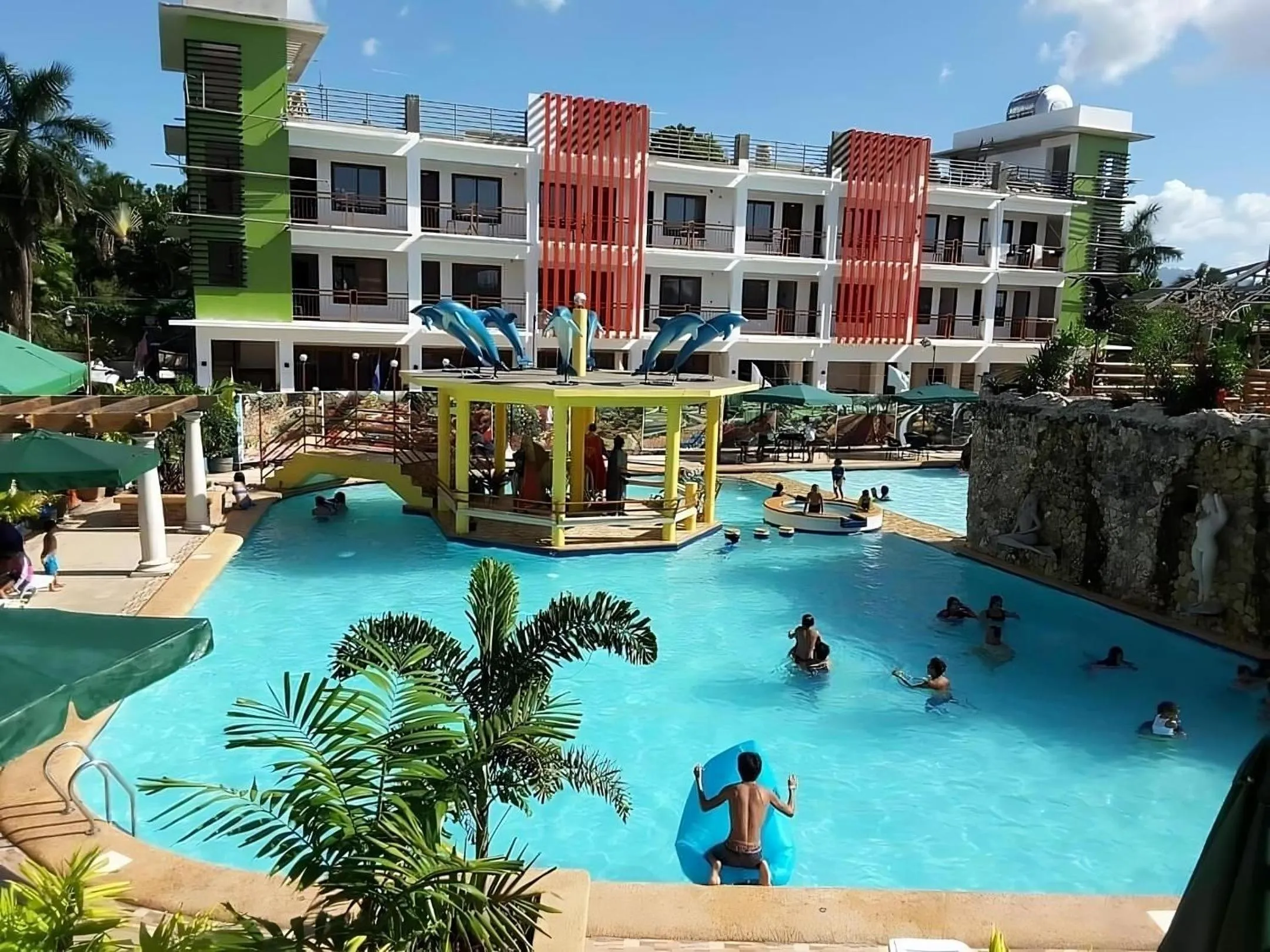 Pool view in Moalboal Tropics