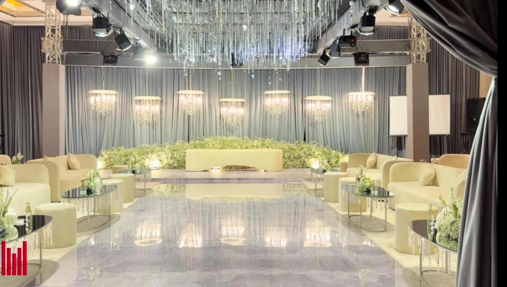 wedding in Millennium Hail Hotel