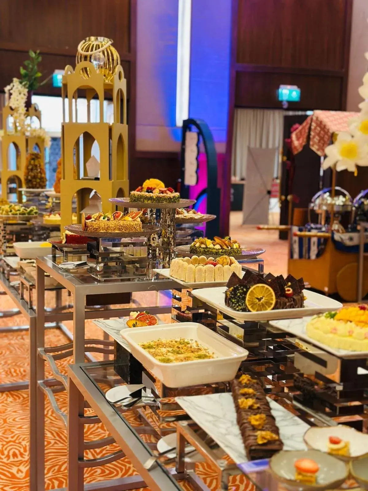 Buffet breakfast in Millennium Hail Hotel Buffet breakfast in Millennium Hail Hotel