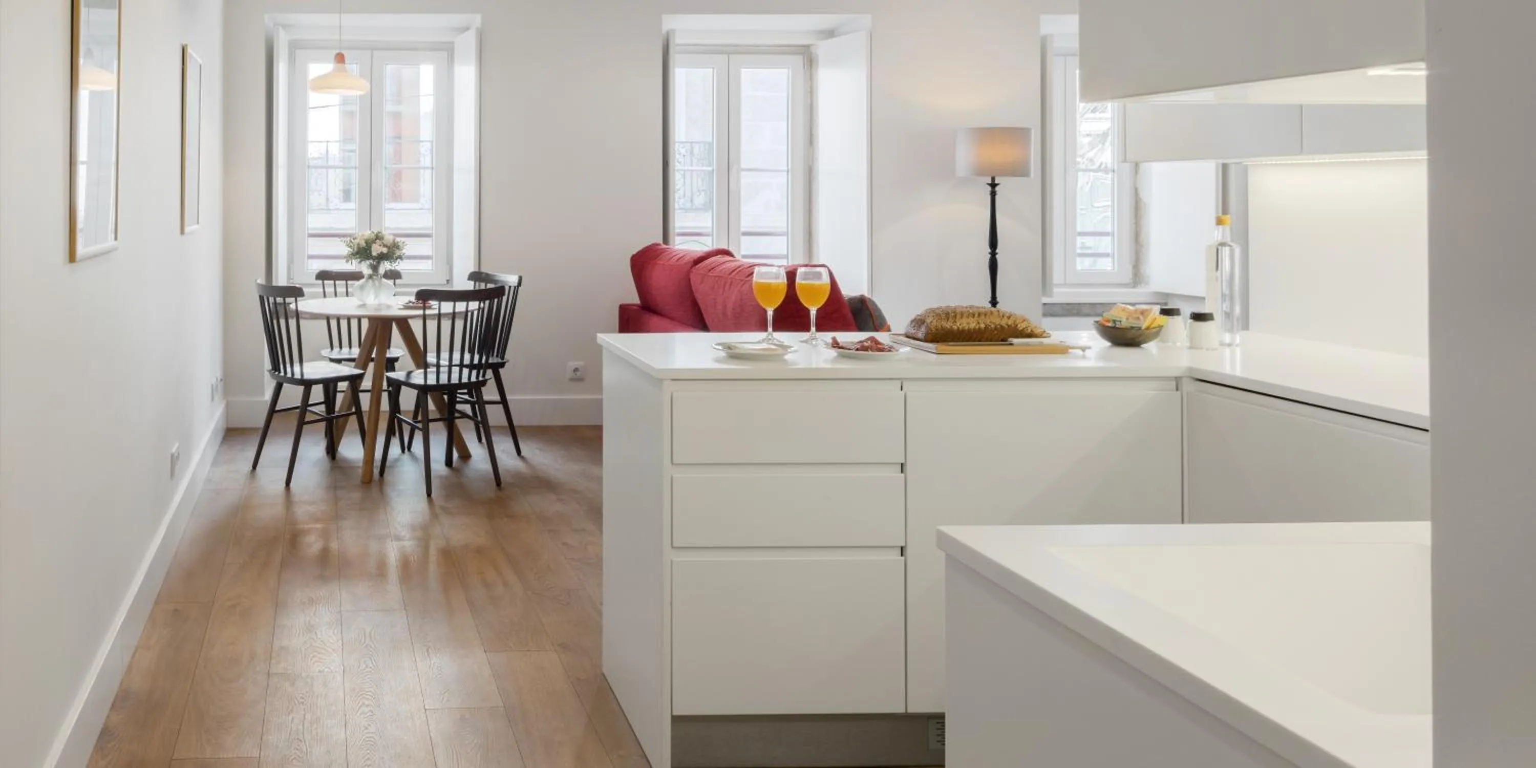 Kitchen or kitchenette in Lisbon Serviced Apartments - Bairro Alto