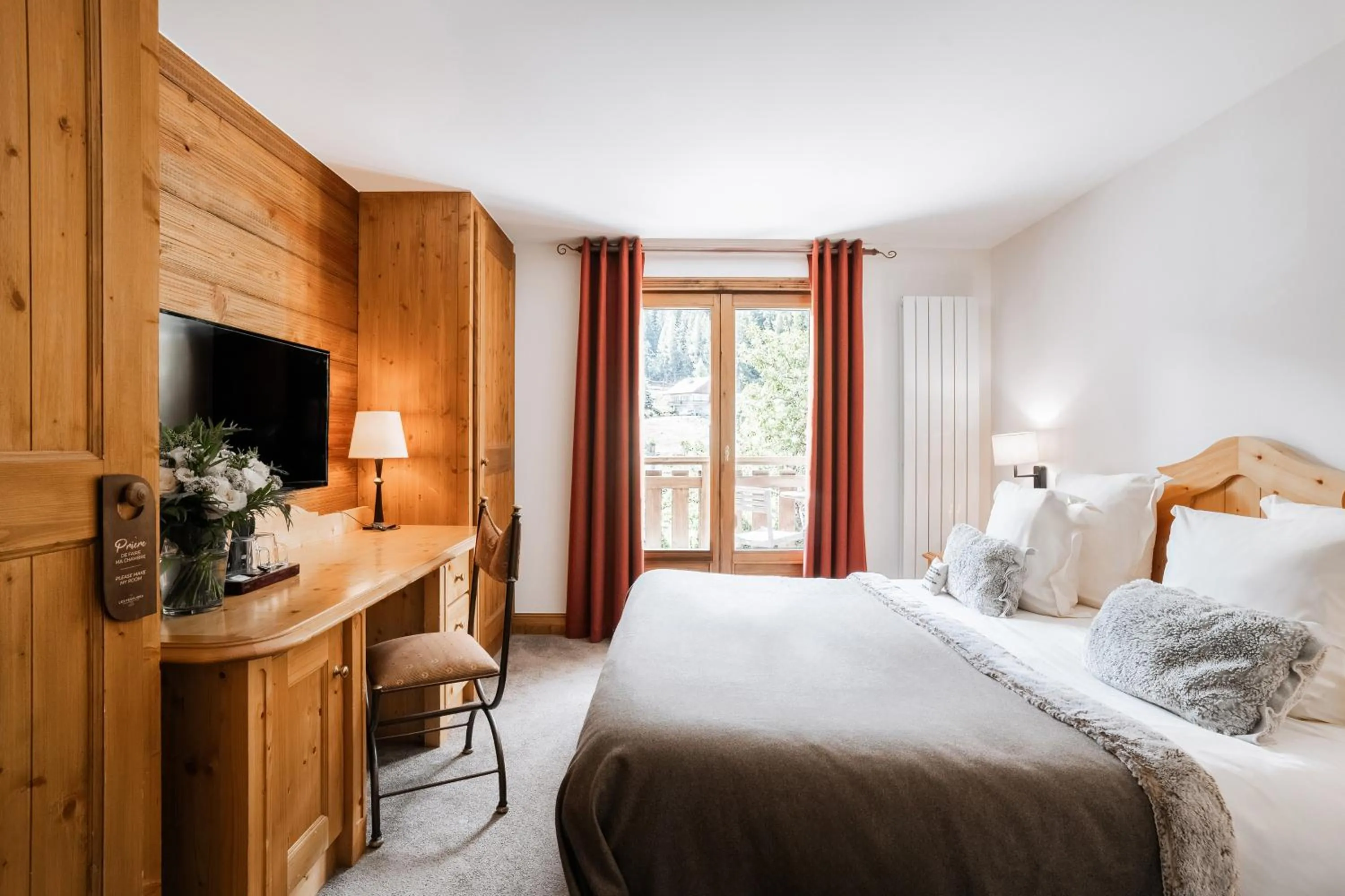 Bed in La Maison Hôtel Les Peupliers