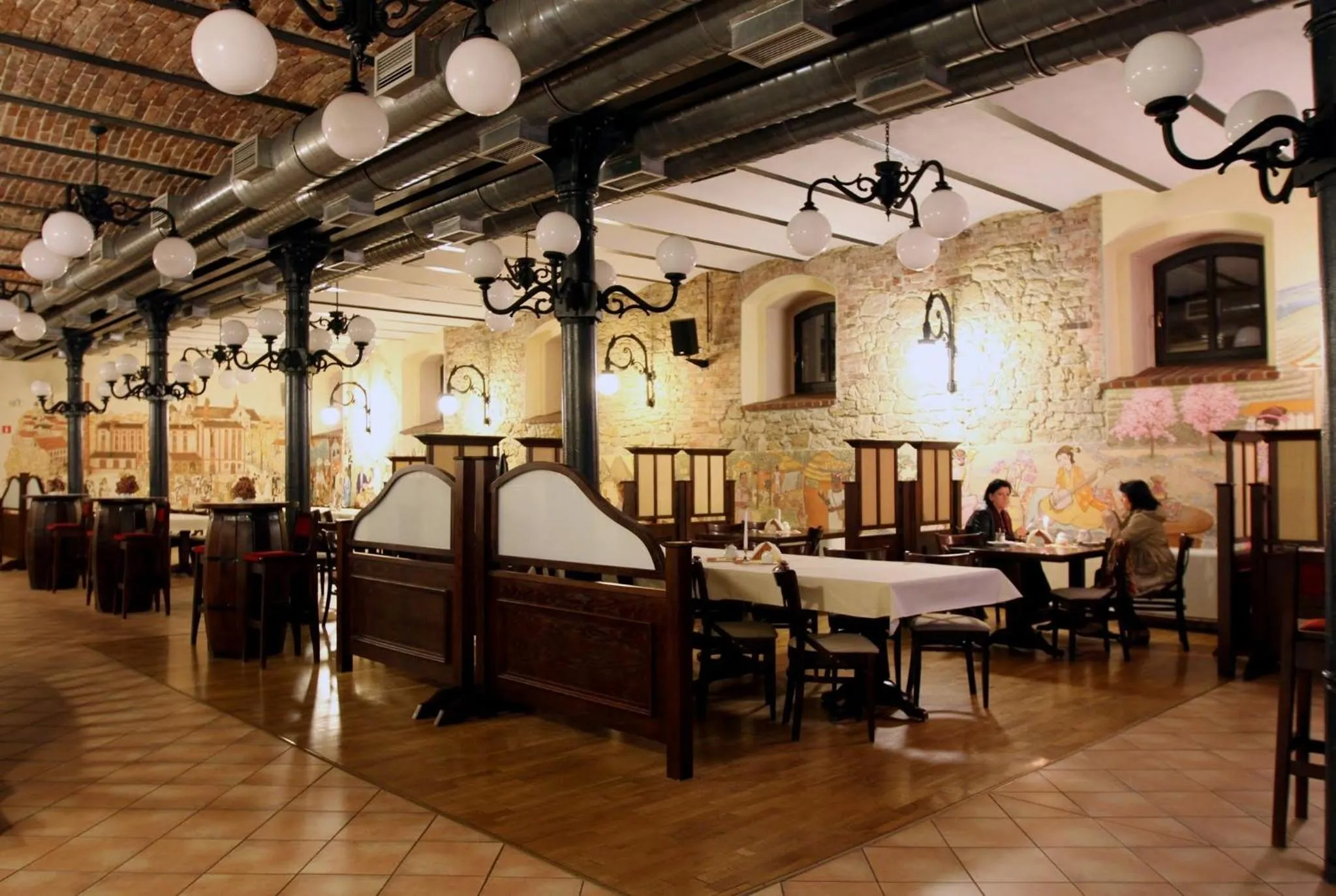 Restaurant/places to eat in Centrum Browar